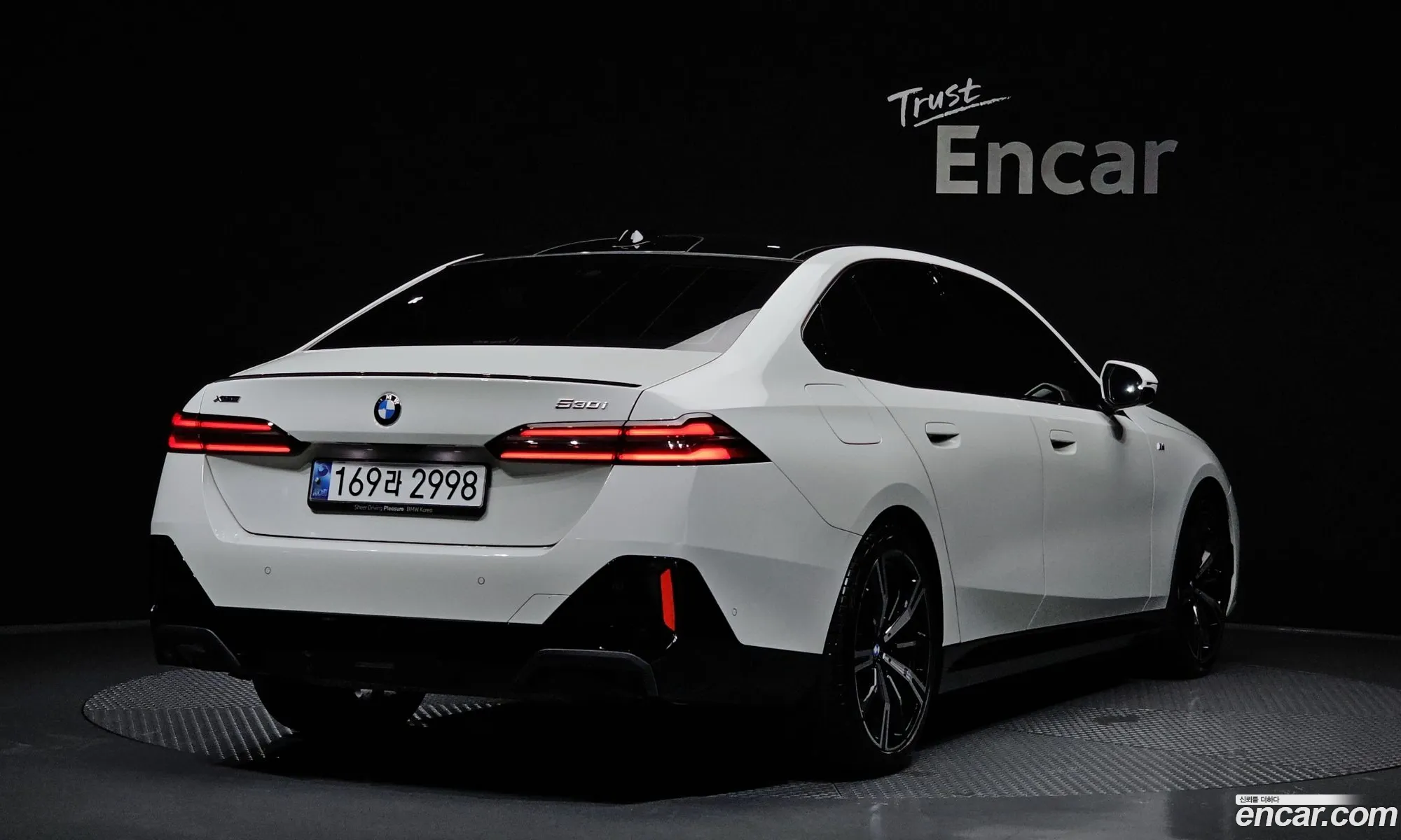 BMW 5 Series 2024 — 3