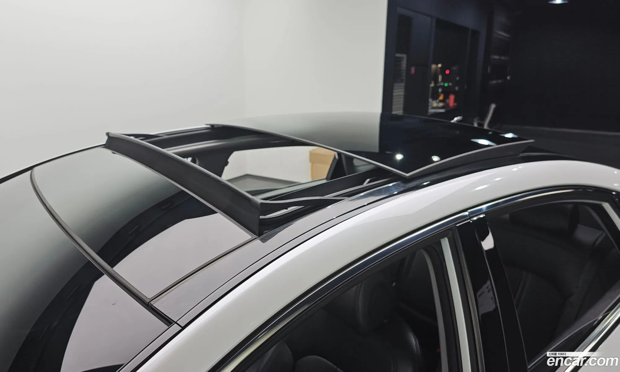Hyundai LF Sonata 2014 — 11