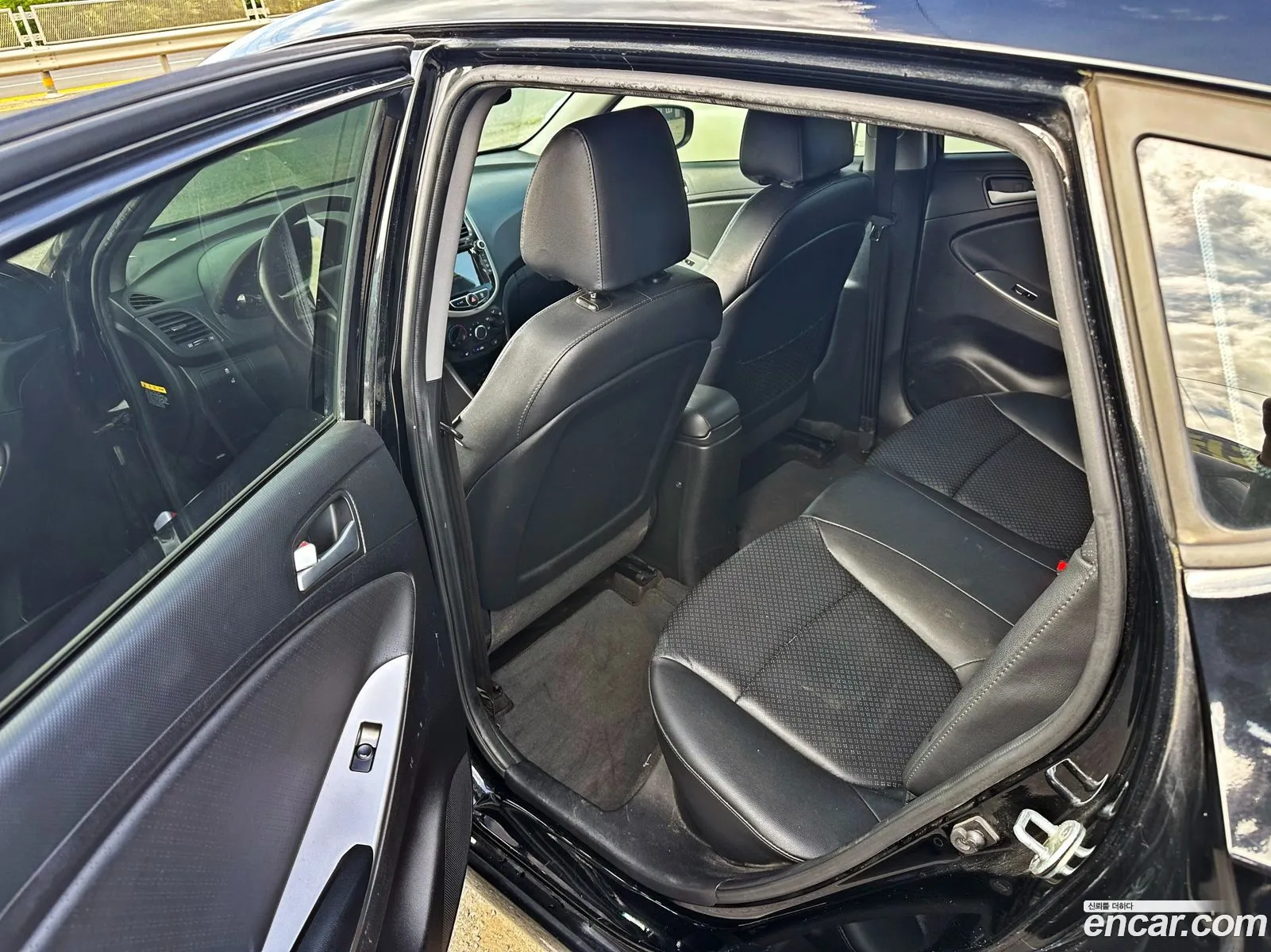 Hyundai Accent 2014 — 7