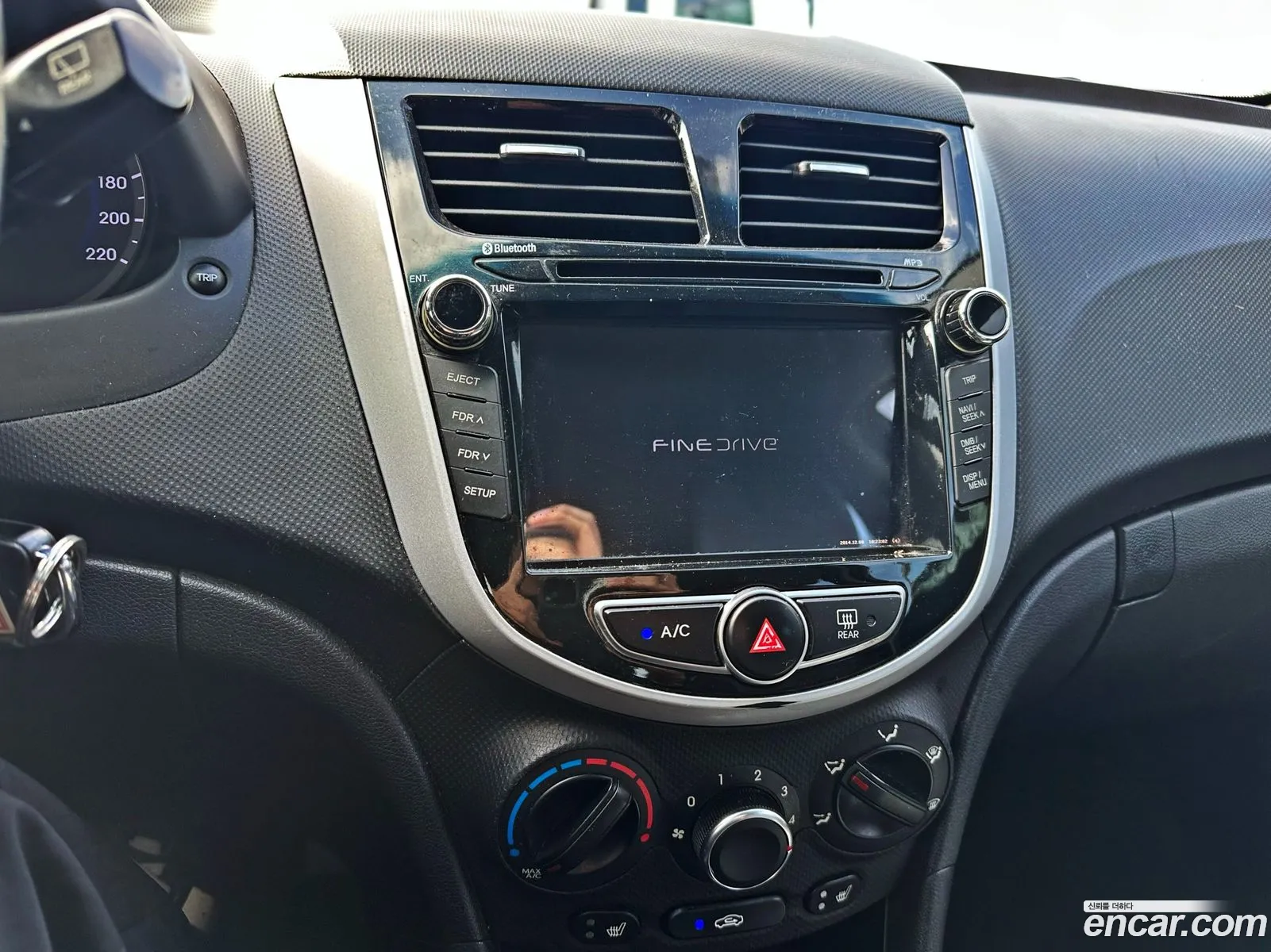 Hyundai Accent 2014 — 4