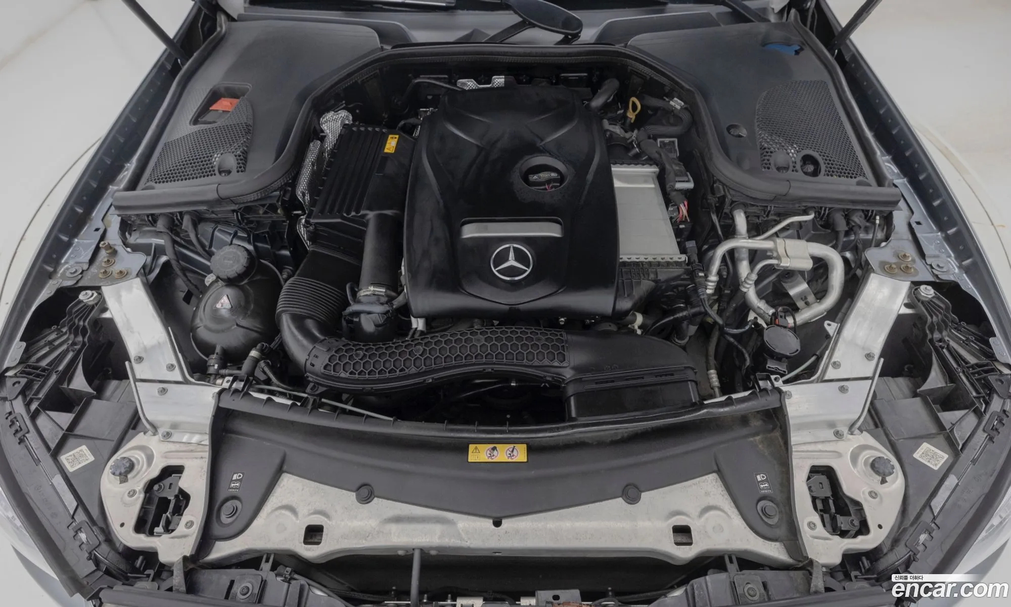 Mercedes-Benz E-Class W213 2020 — 12