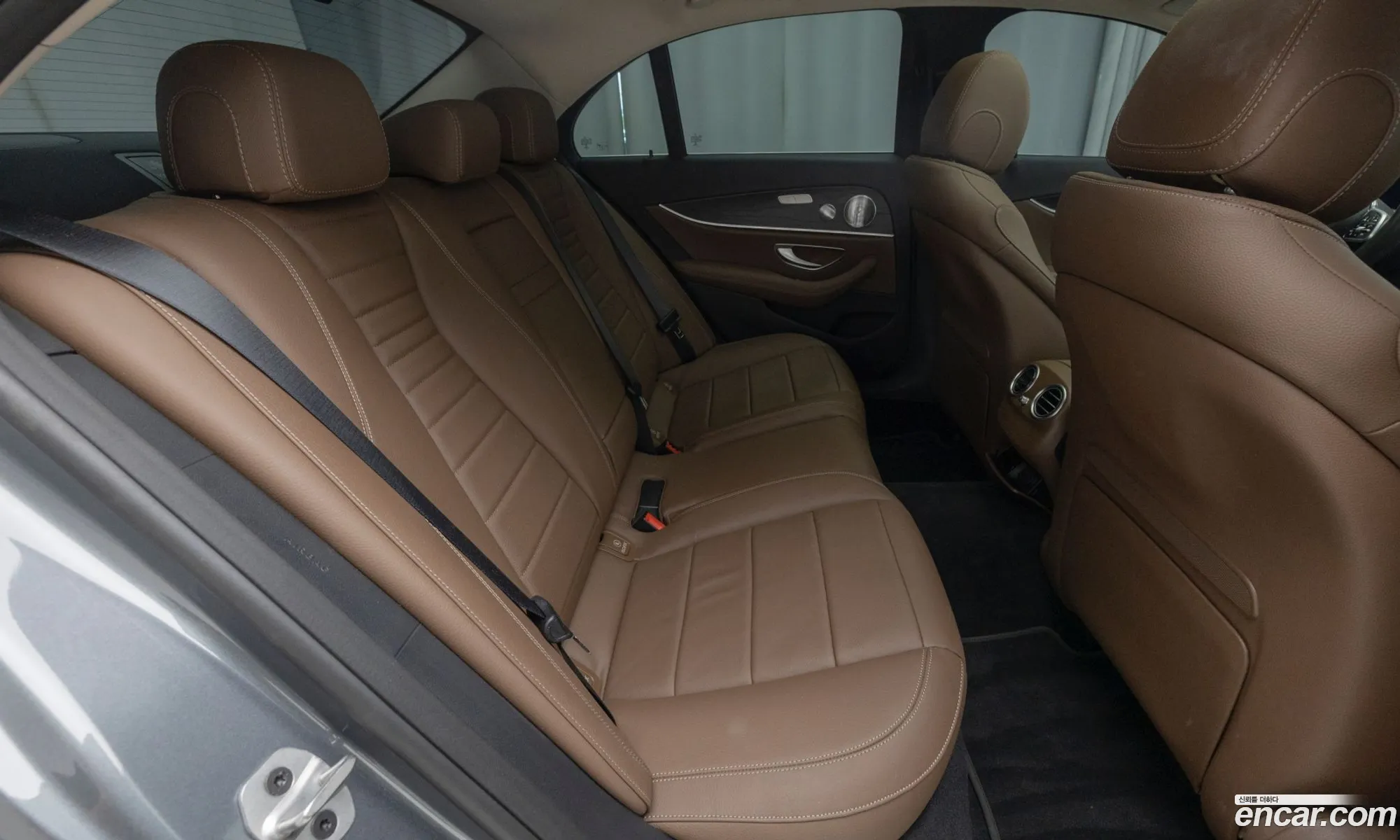 Mercedes-Benz E-Class W213 2020 — 15