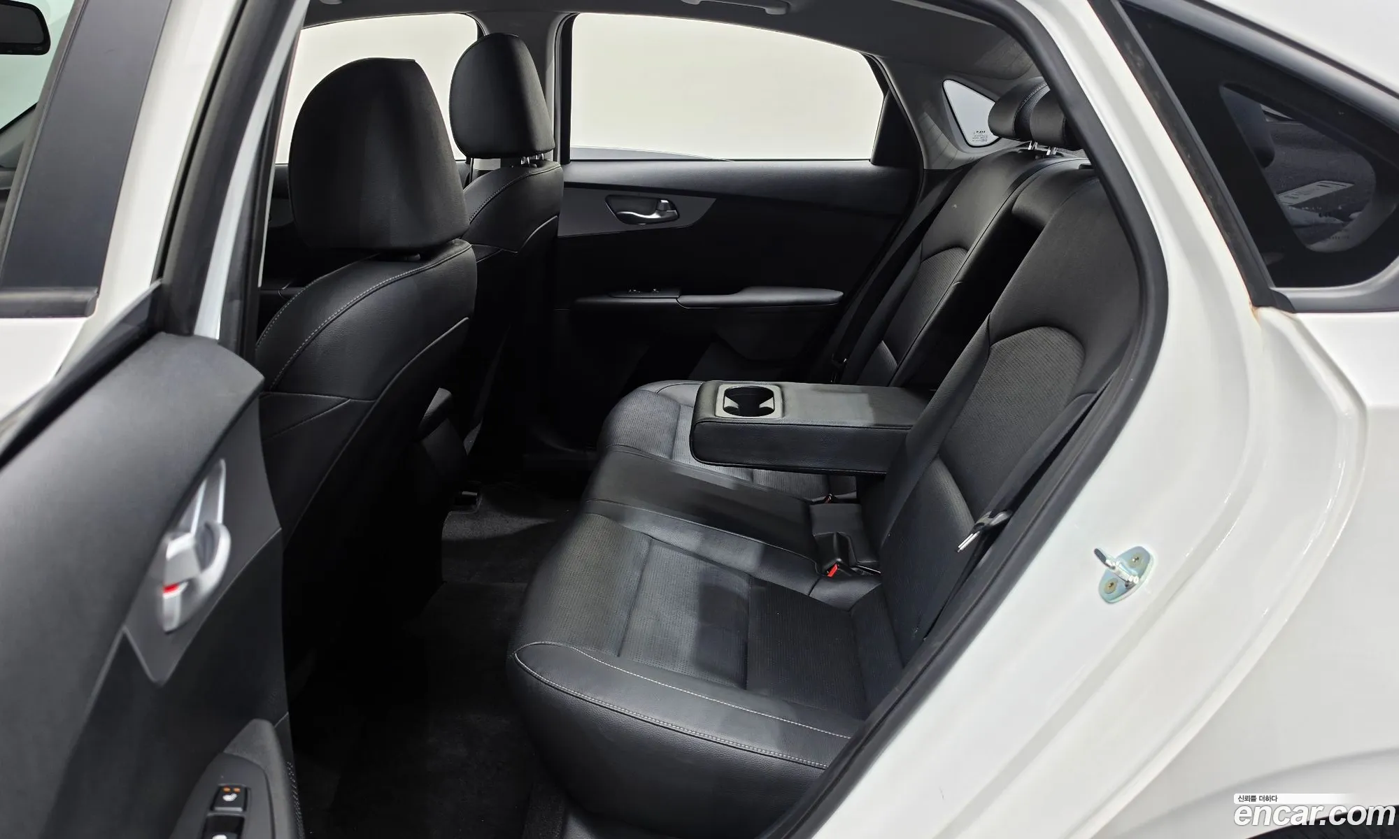 Kia K3 2022 — 11