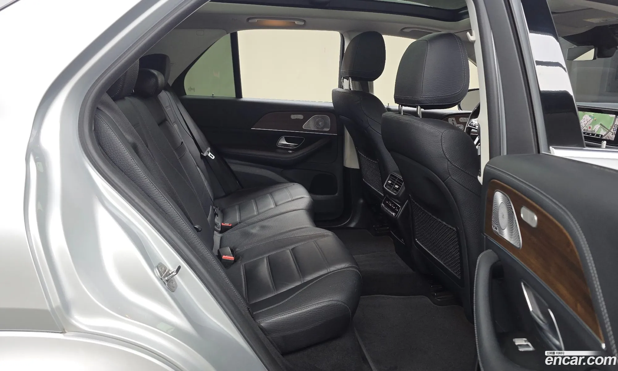 Mercedes-Benz GLE-Class W167 2021 — 28