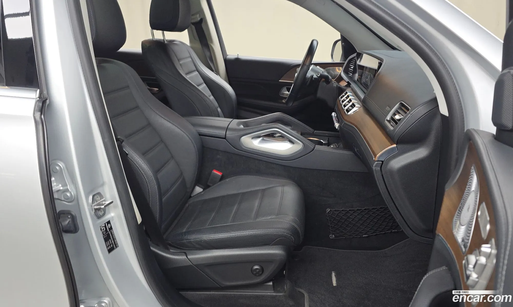 Mercedes-Benz GLE-Class W167 2021 — 24