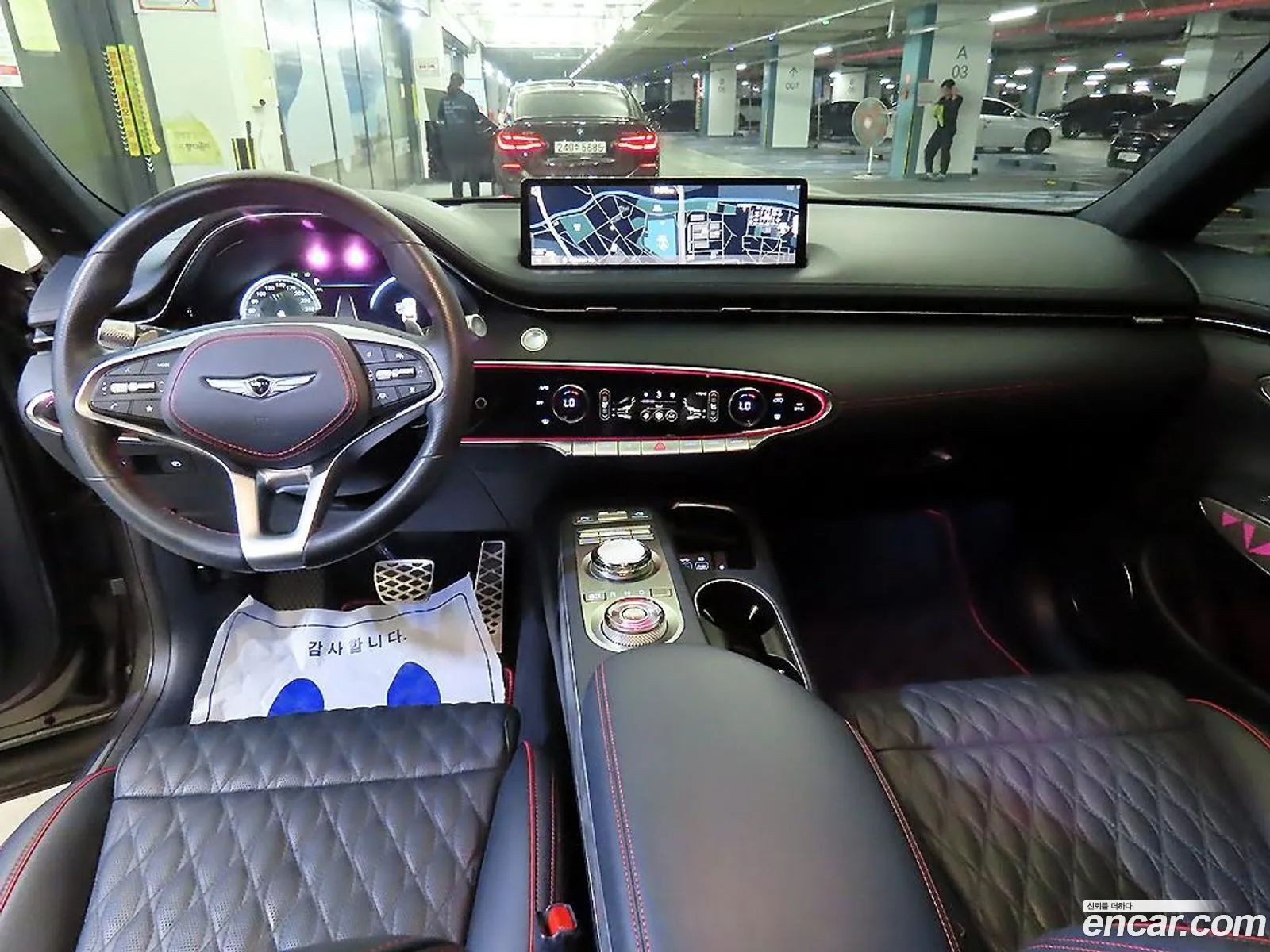 Genesis GV70 2022 — 17