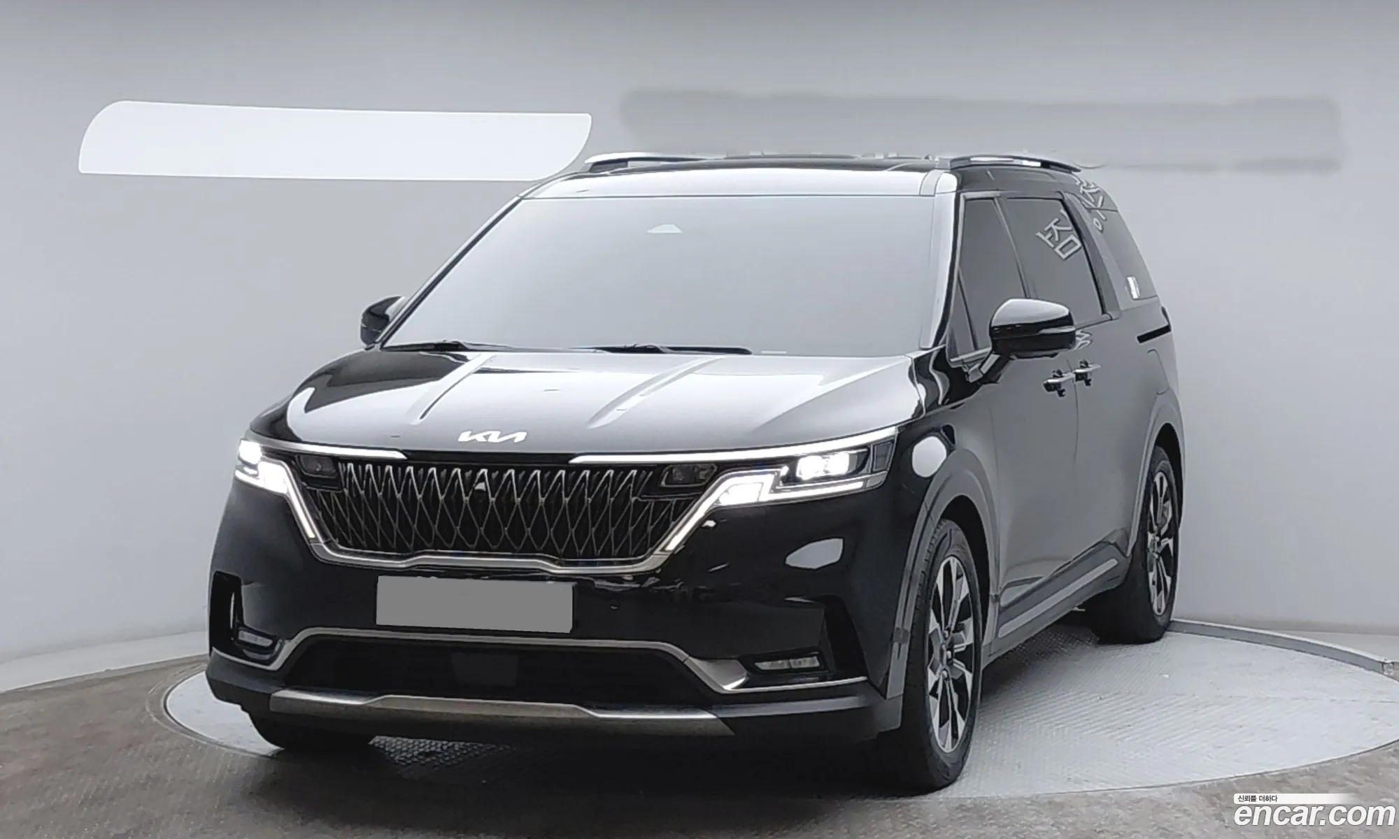 Kia Carnival 2023 — 14