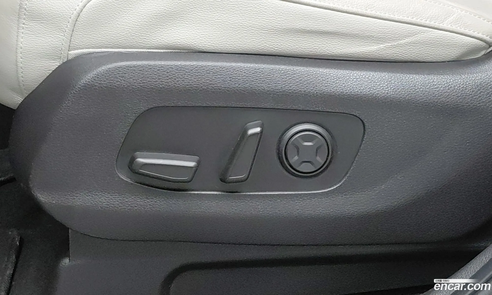 Kia Carnival 2023 — 3