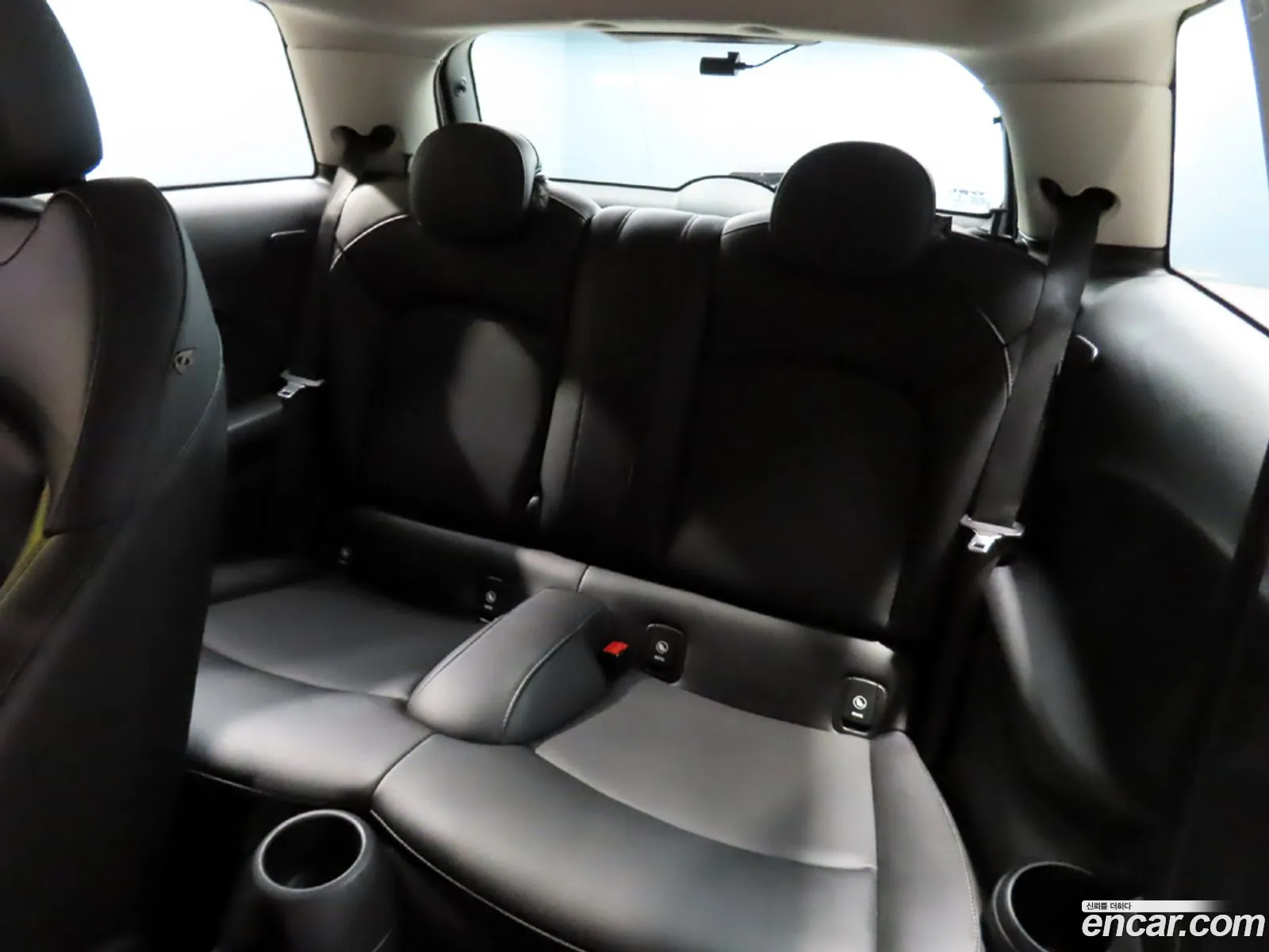 Mini Cooper 2015 — 14