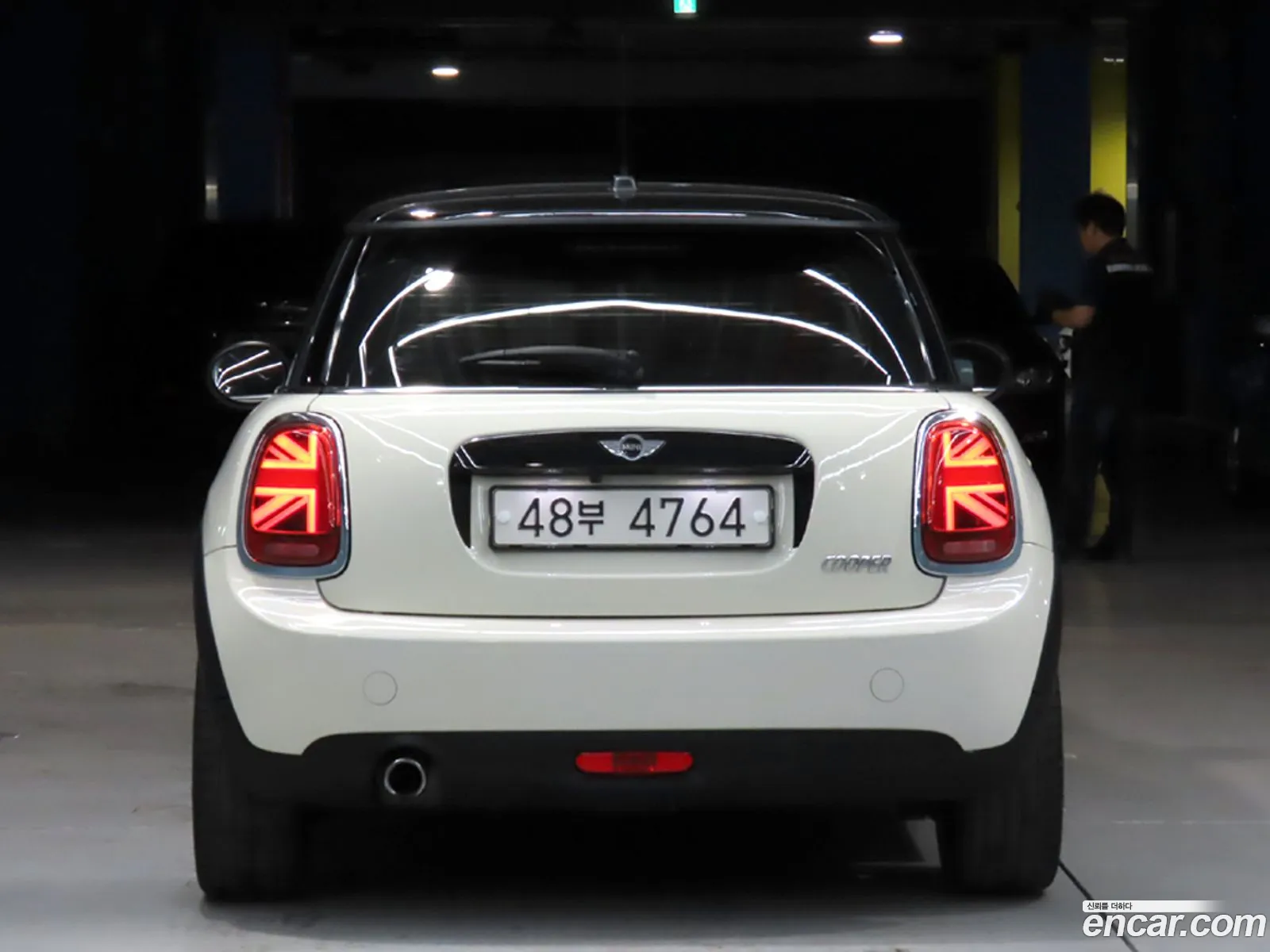 Mini Cooper 2015 — 16