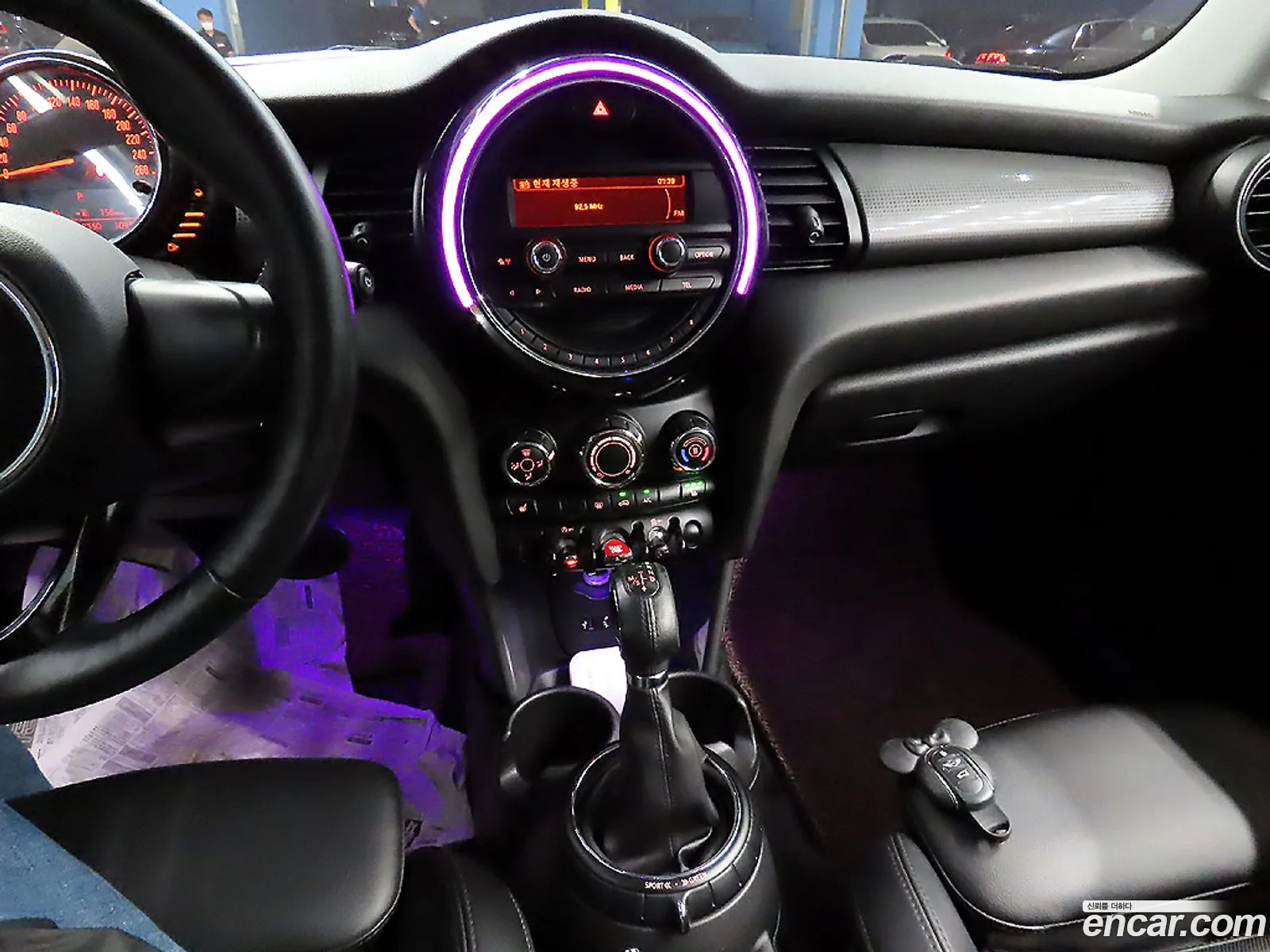 Mini Cooper 2015 — 12