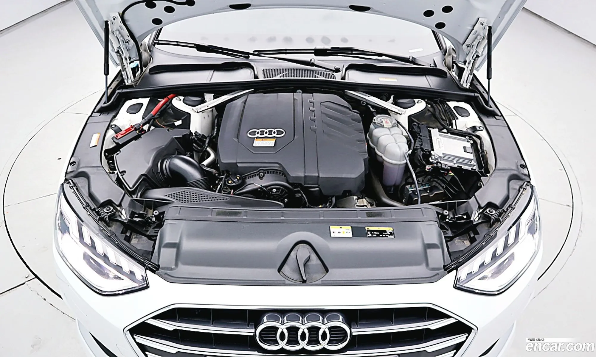 Audi A4 2021 — 2