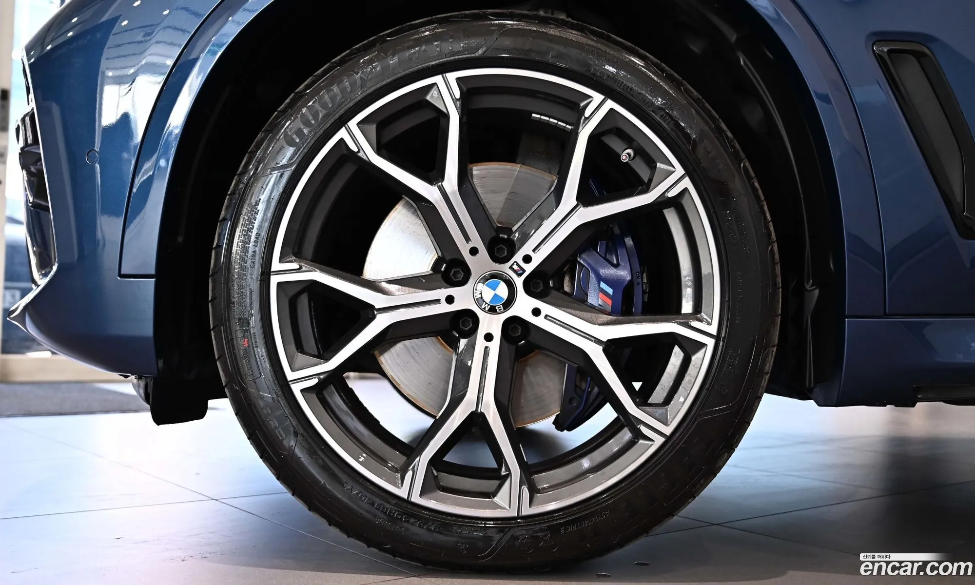 BMW X5 2023 — 14