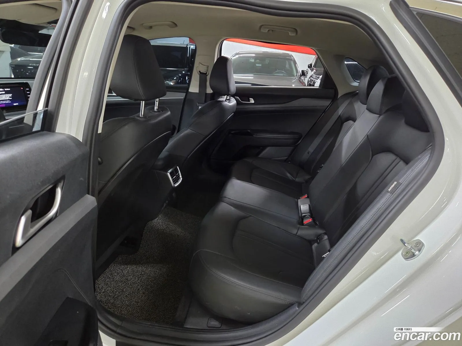 Kia K5 2020 — 16