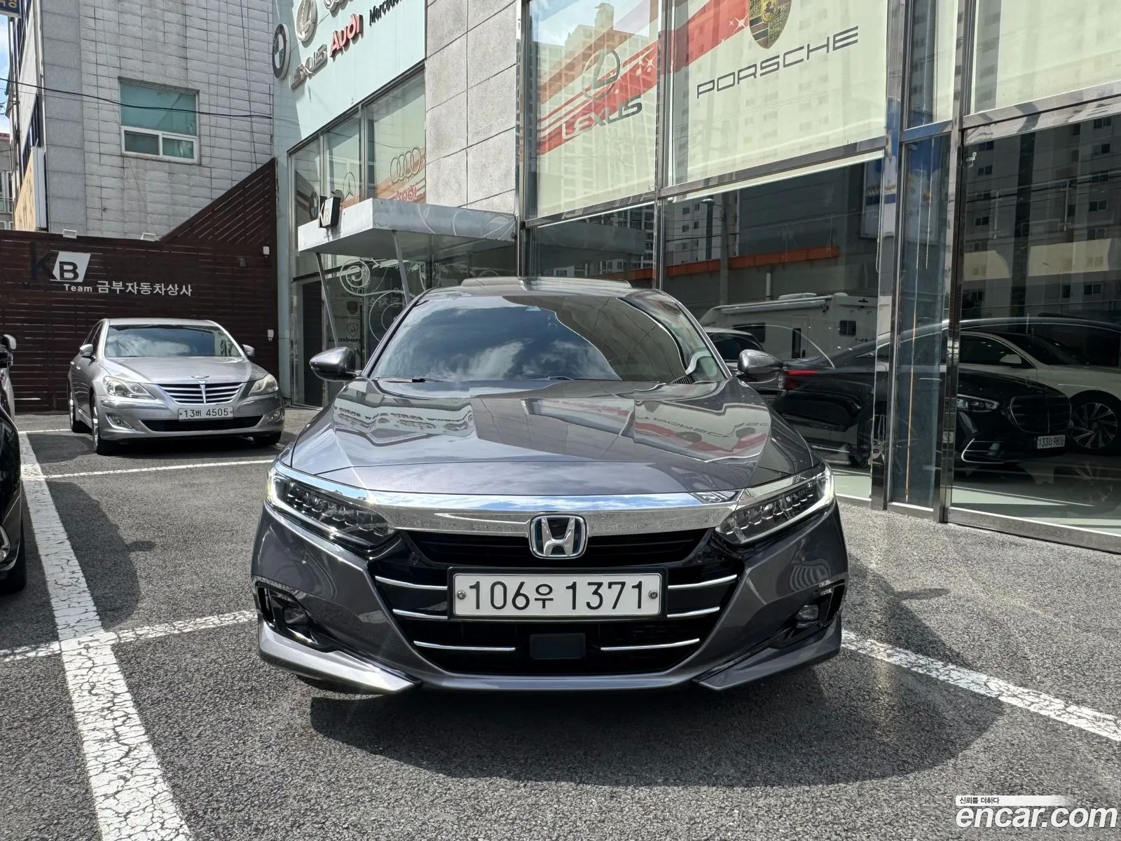 Honda Accord 10th Gen 2021 — 11