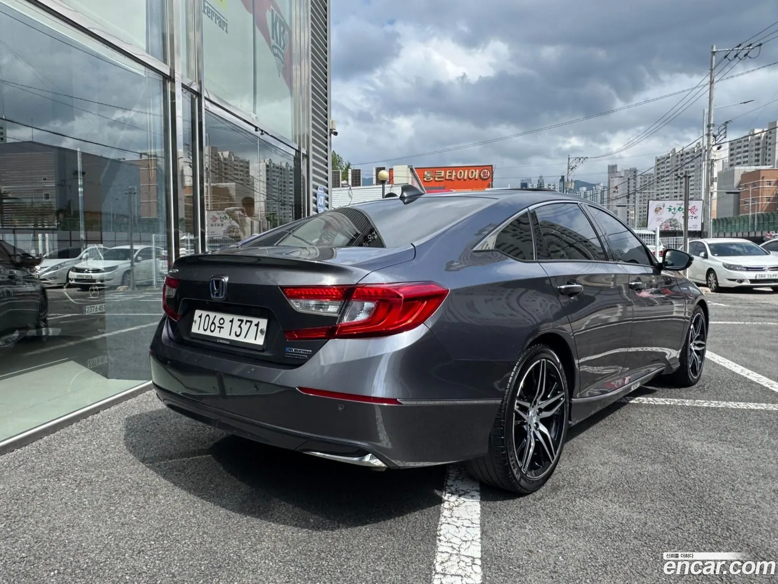 Honda Accord 10th Gen 2021 — 5