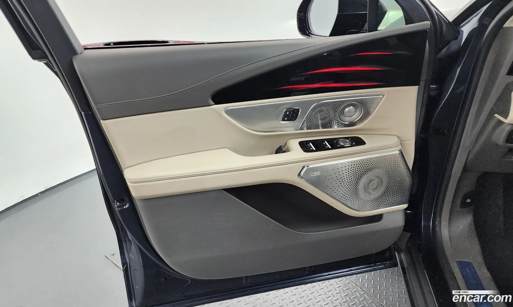 Lincoln Nautilus 2024 — 33