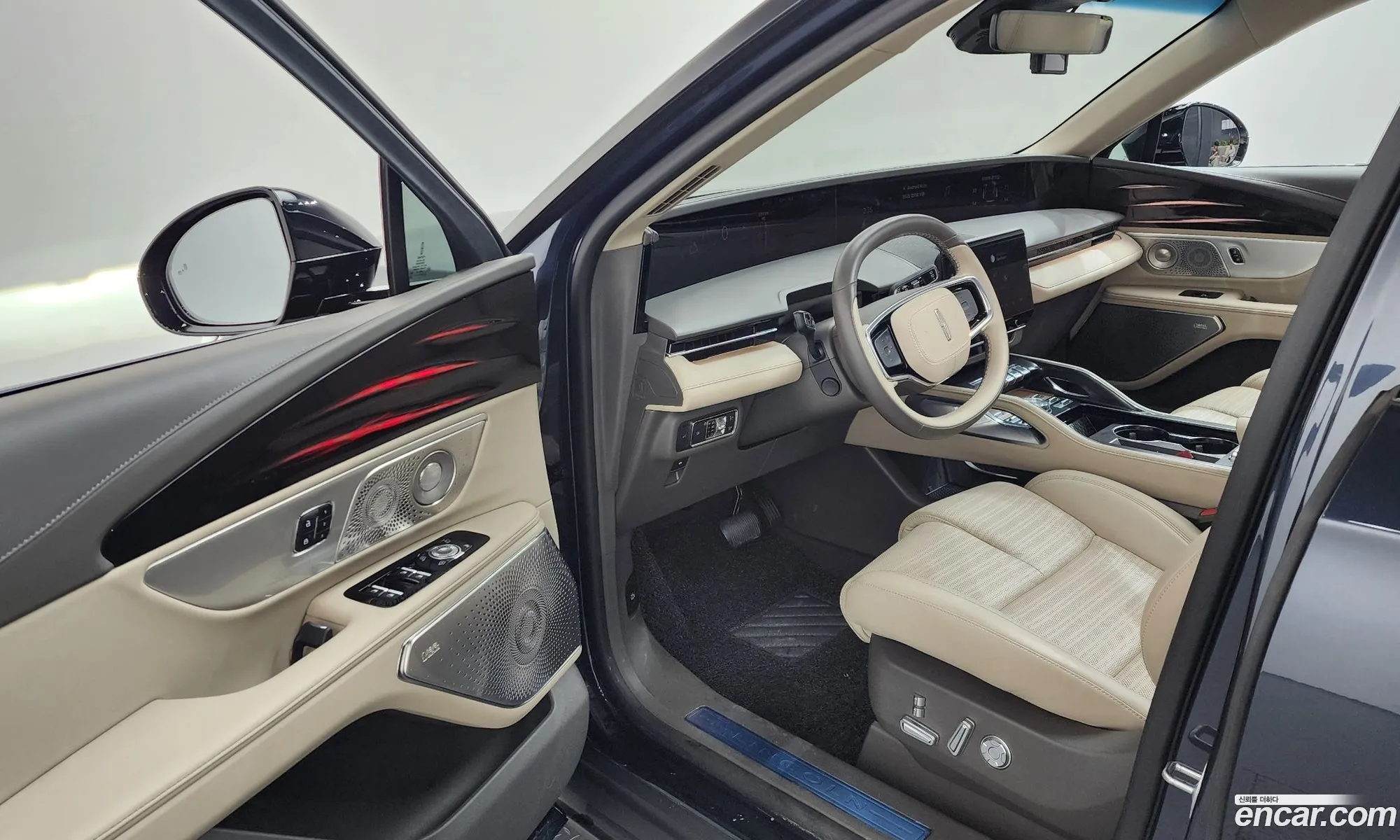 Lincoln Nautilus 2024 — 20