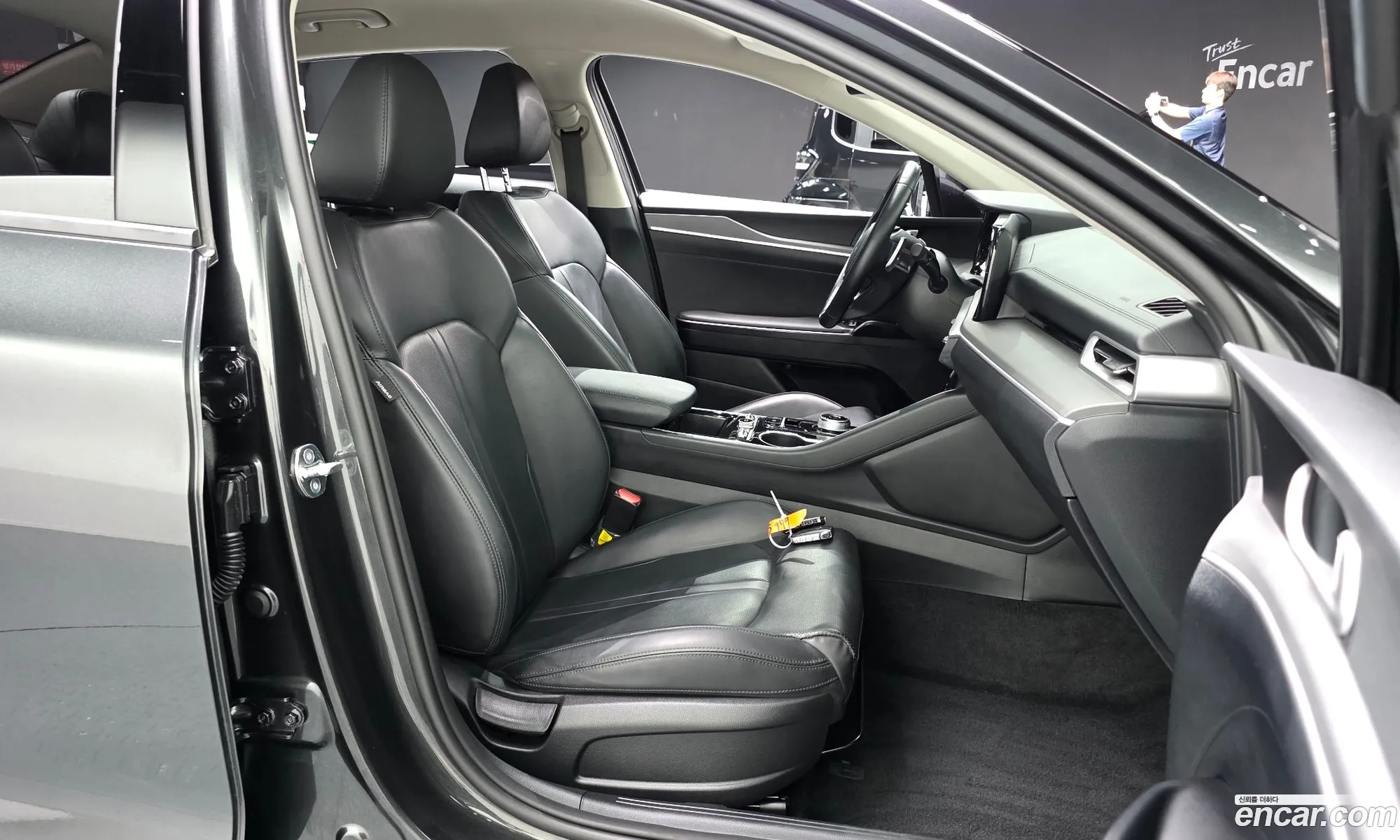 Kia K5 2023 — 9