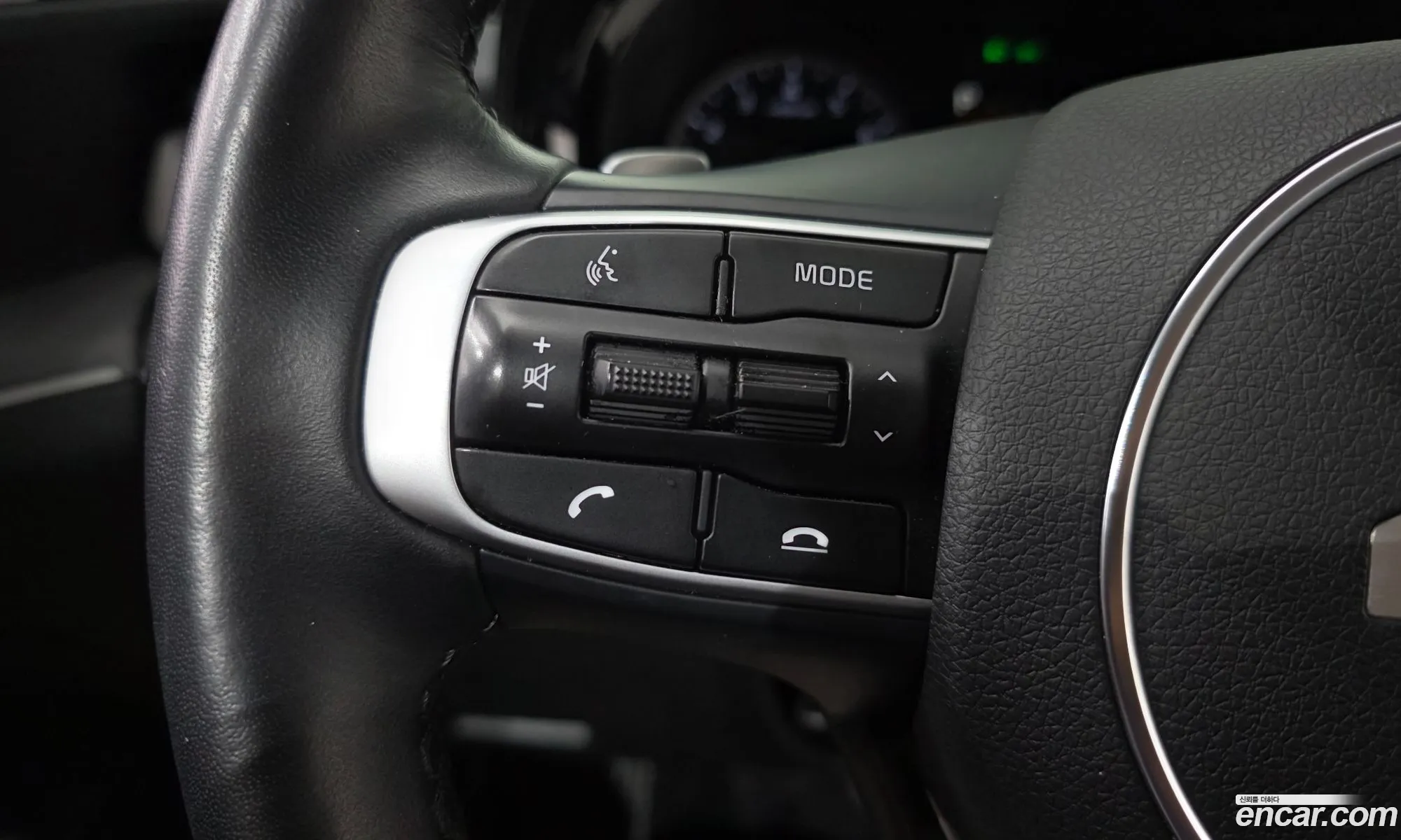 Kia K5 2023 — 20