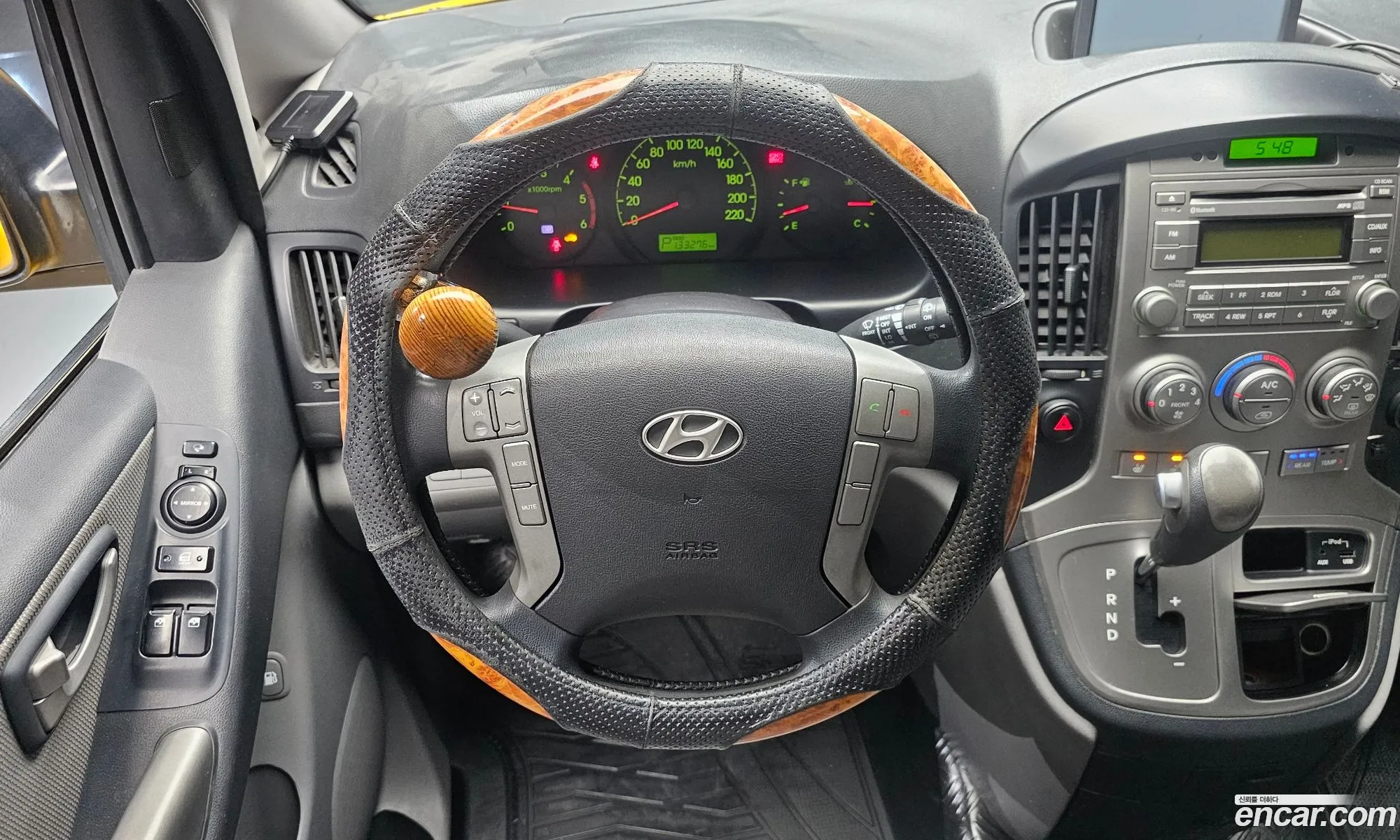 Hyundai Grand Starex 2011 — 18