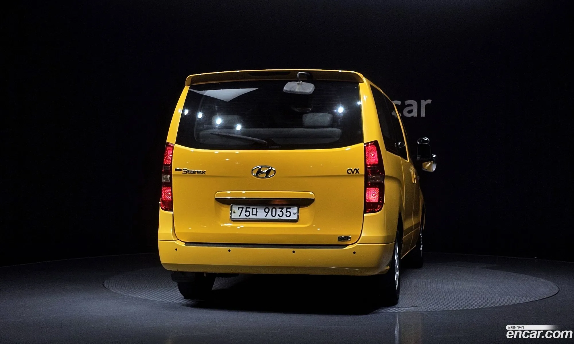 Hyundai Grand Starex 2011 — 15