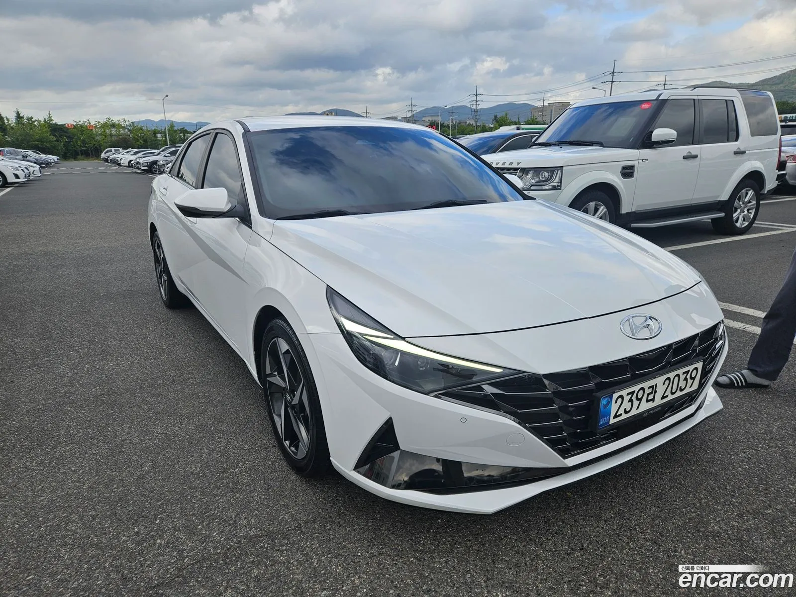 Hyundai Elantra 2020 — 18