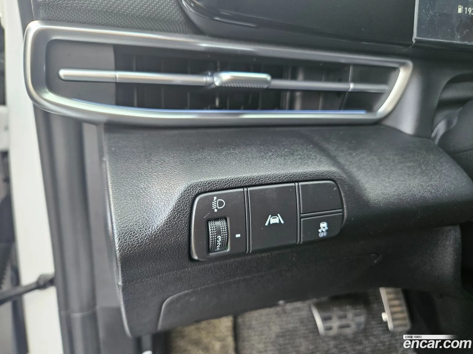 Hyundai Elantra 2020 — 10
