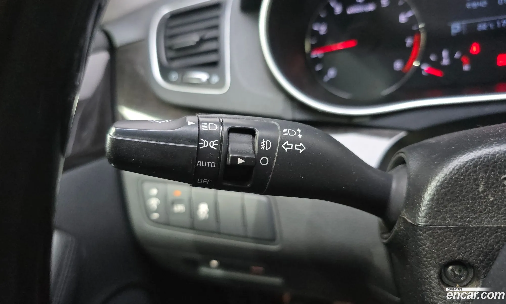 Kia K7 2014 KNALL418BEA174327 — 2