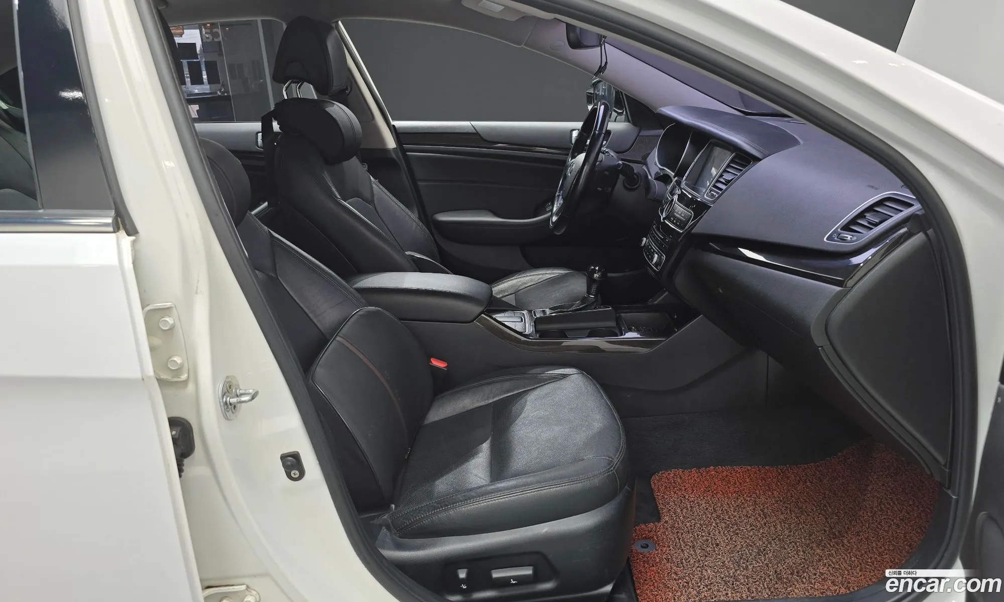 Kia K7 2014 KNALL418BEA174327 — 9