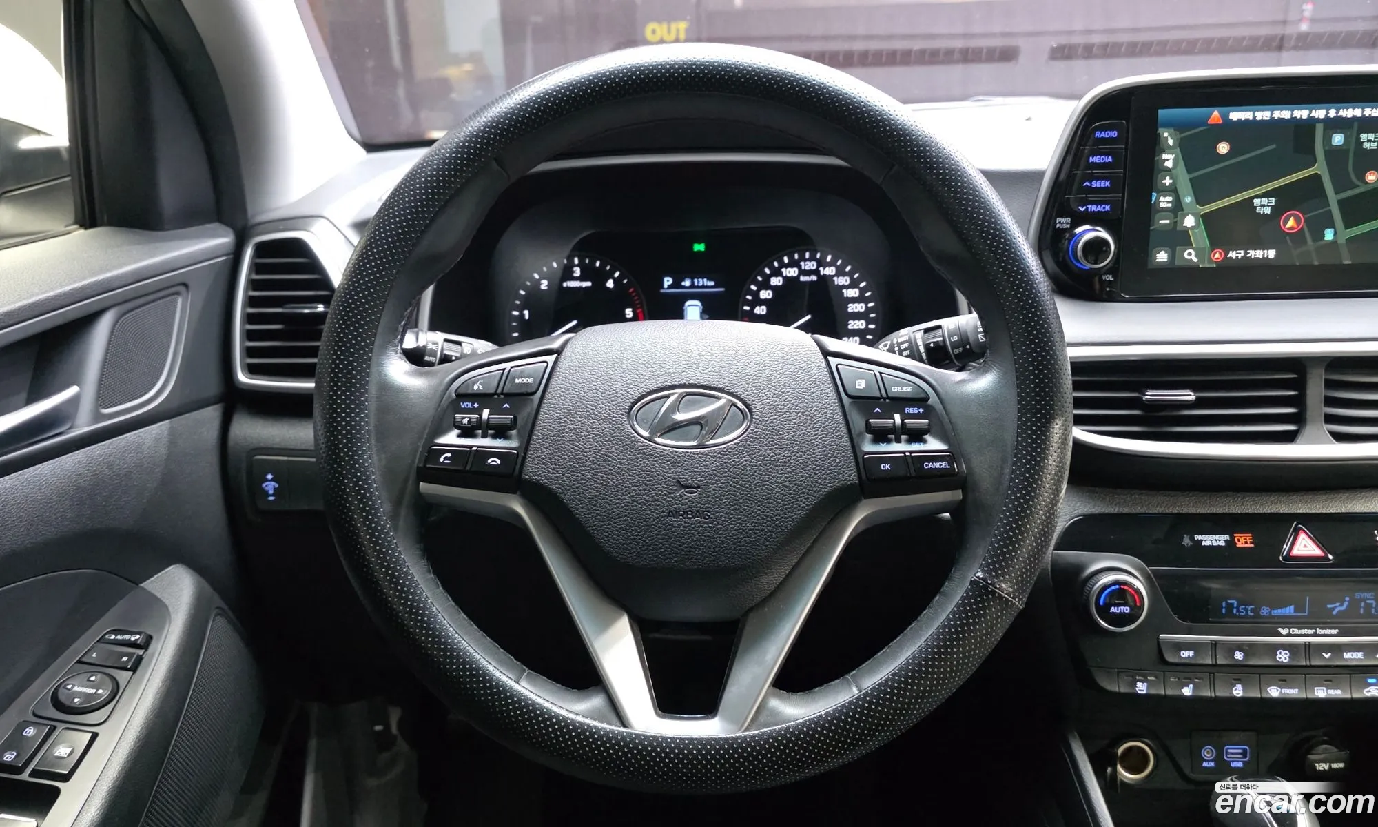 Hyundai Tucson 2018 KMHJ581ADKU918657 — 17