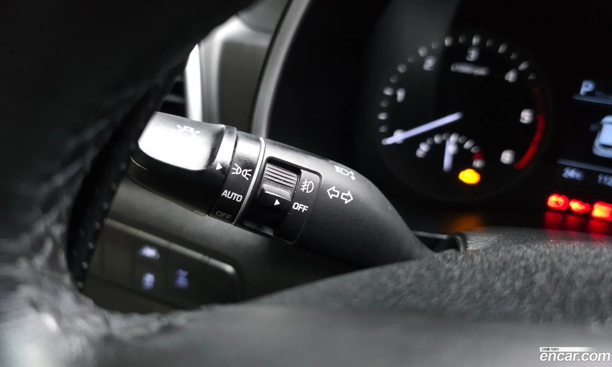 Hyundai Tucson 2018 KMHJ581ADKU918657 — 9
