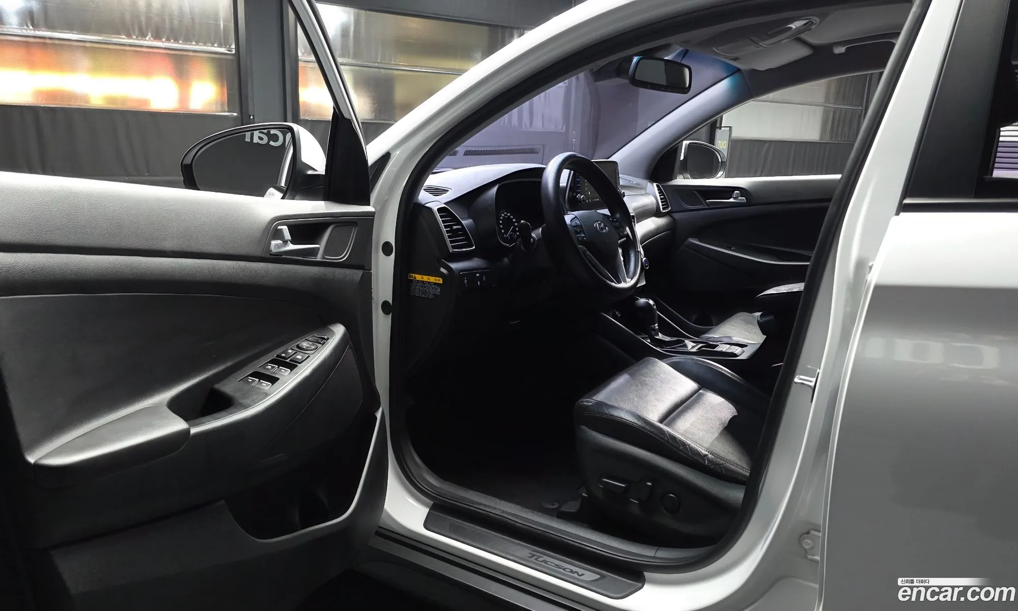 Hyundai Tucson 2018 KMHJ581ADKU918657 — 5