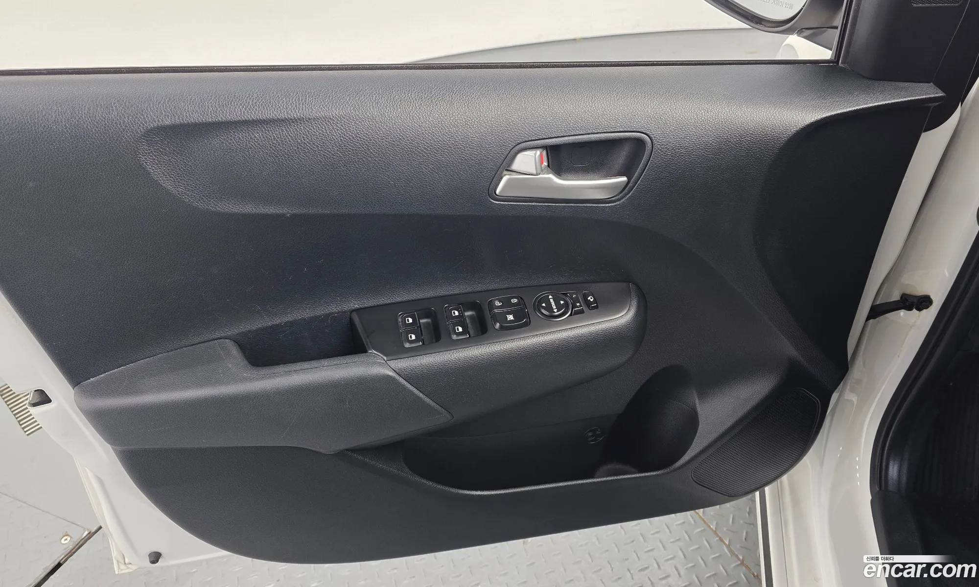 Kia Morning Urban 2023 — 15