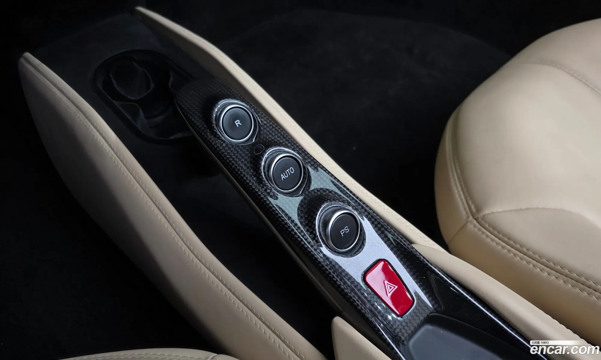 Ferrari F8 Spider 2021 — 8