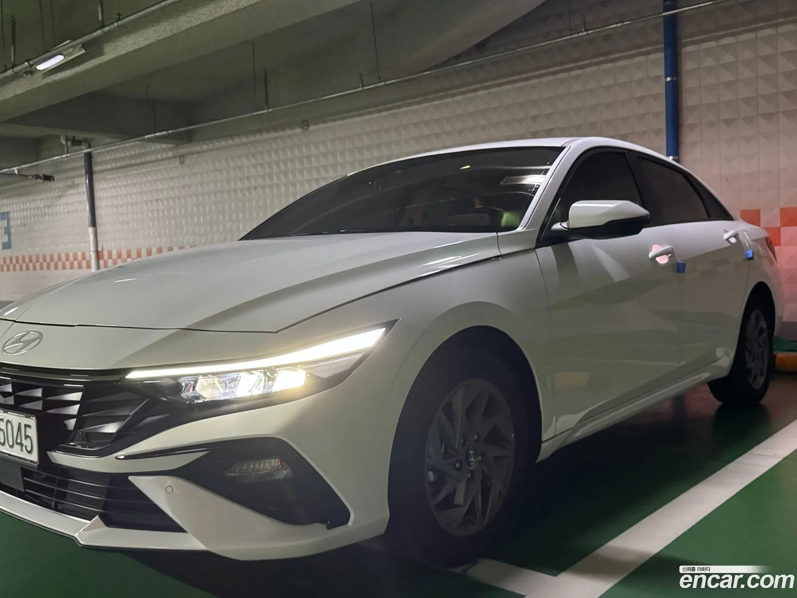 Hyundai Elantra 2024 — 14