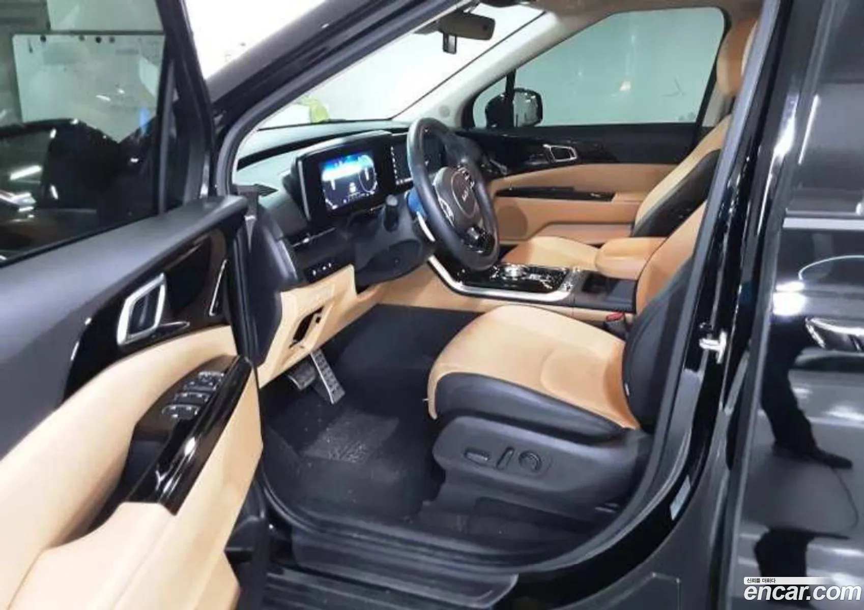 Kia Carnival 2022 — 4