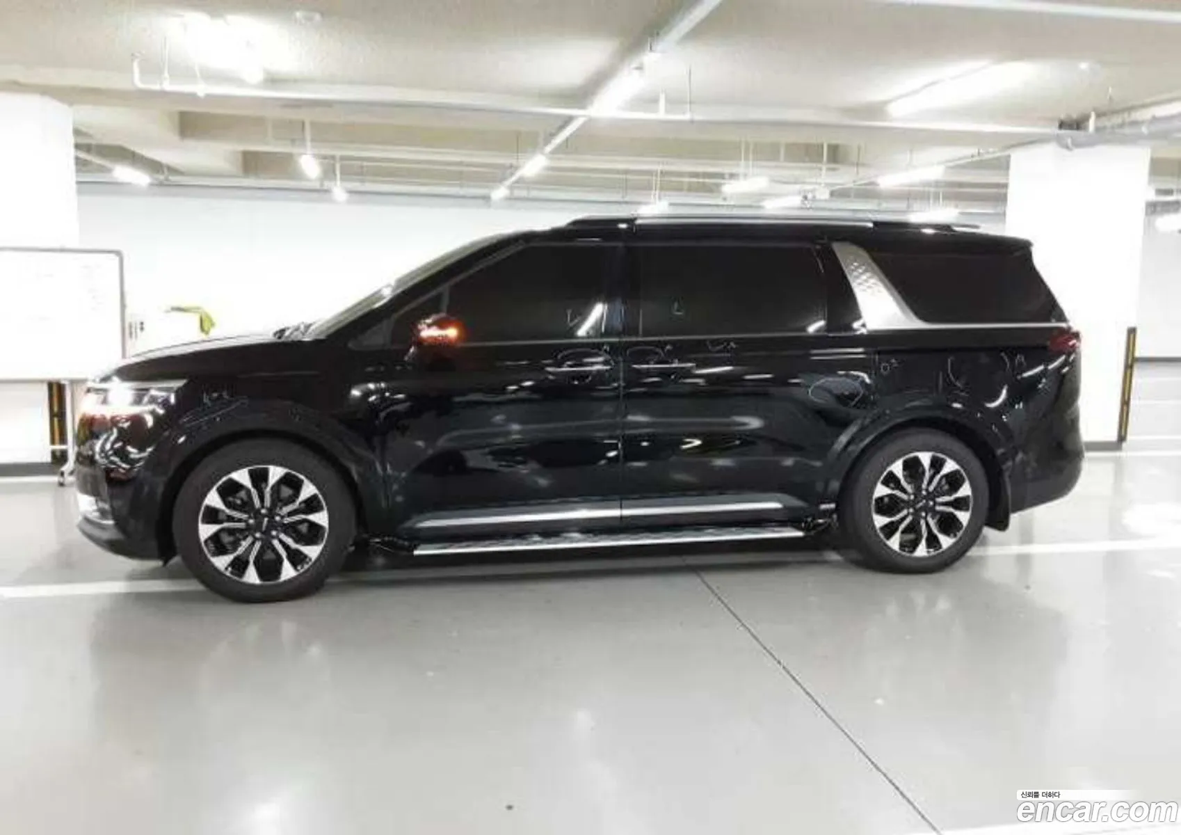 Kia Carnival 2022 — 2