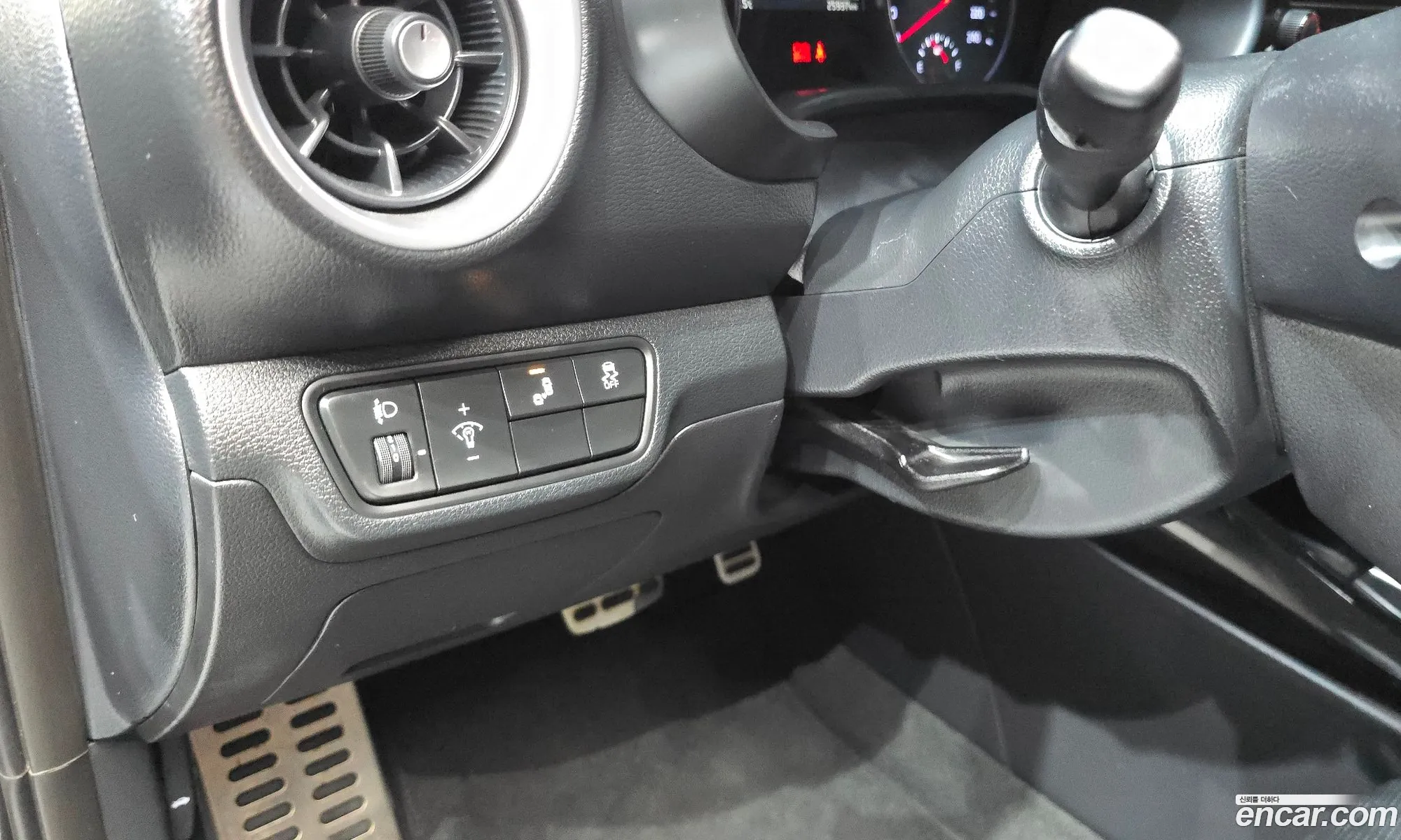 Kia K3 2023 KNAF241BEPA962125 — 2