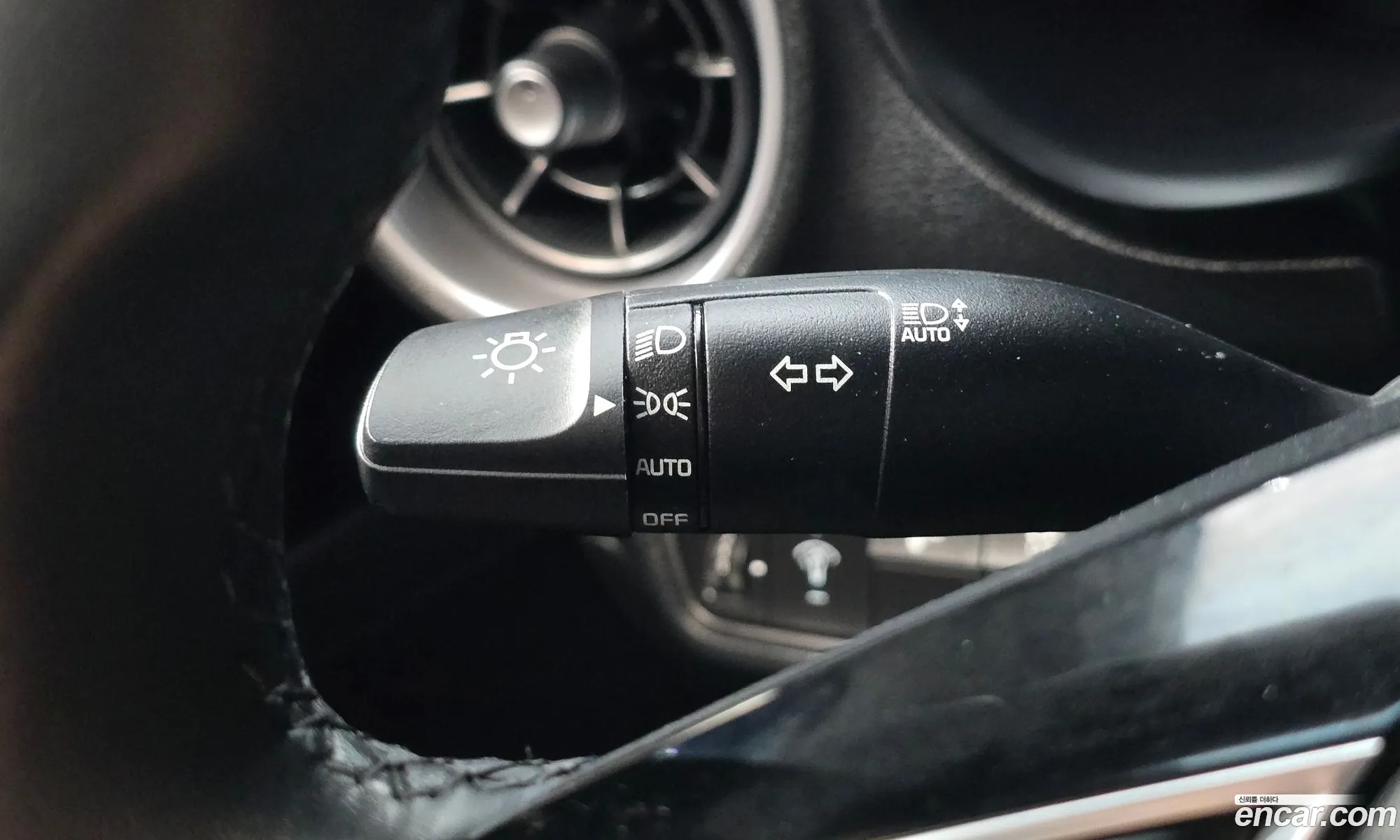 Kia K3 2023 KNAF241BEPA962125 — 19