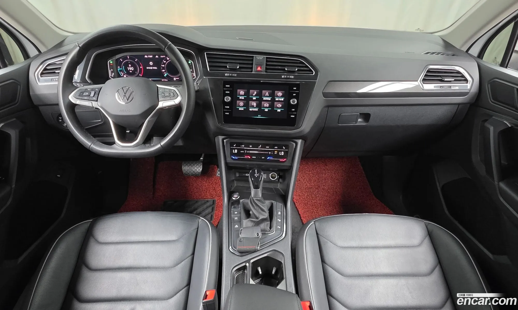 Volkswagen Tiguan 2023 — 21