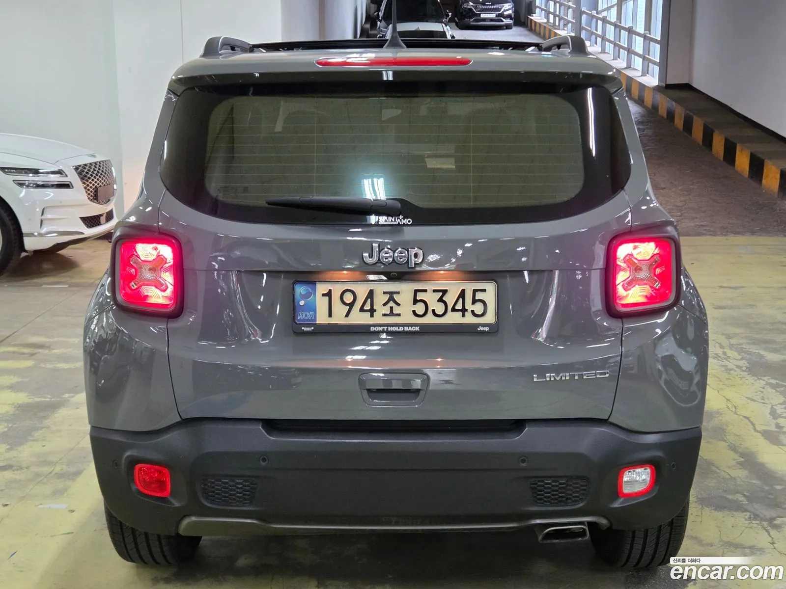 Jeep Renegade 2021 — 11