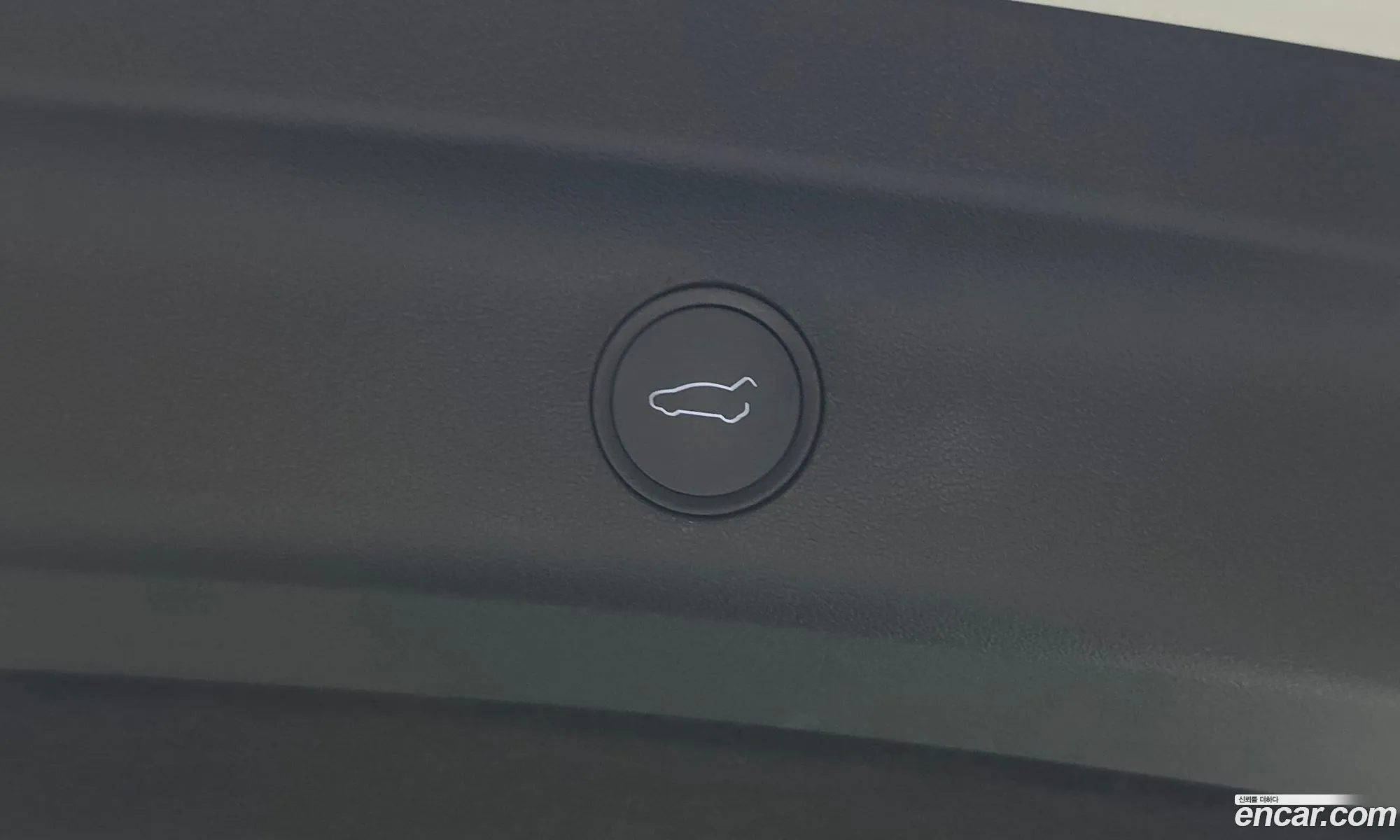 Tesla Model Y 2024 LRWYGCFS2RC417668 — 18