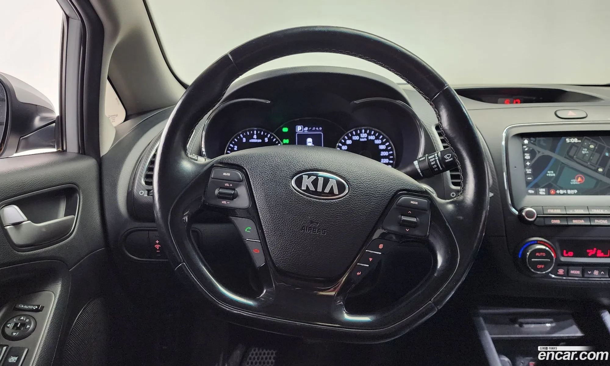 Kia K3 2016 — 9