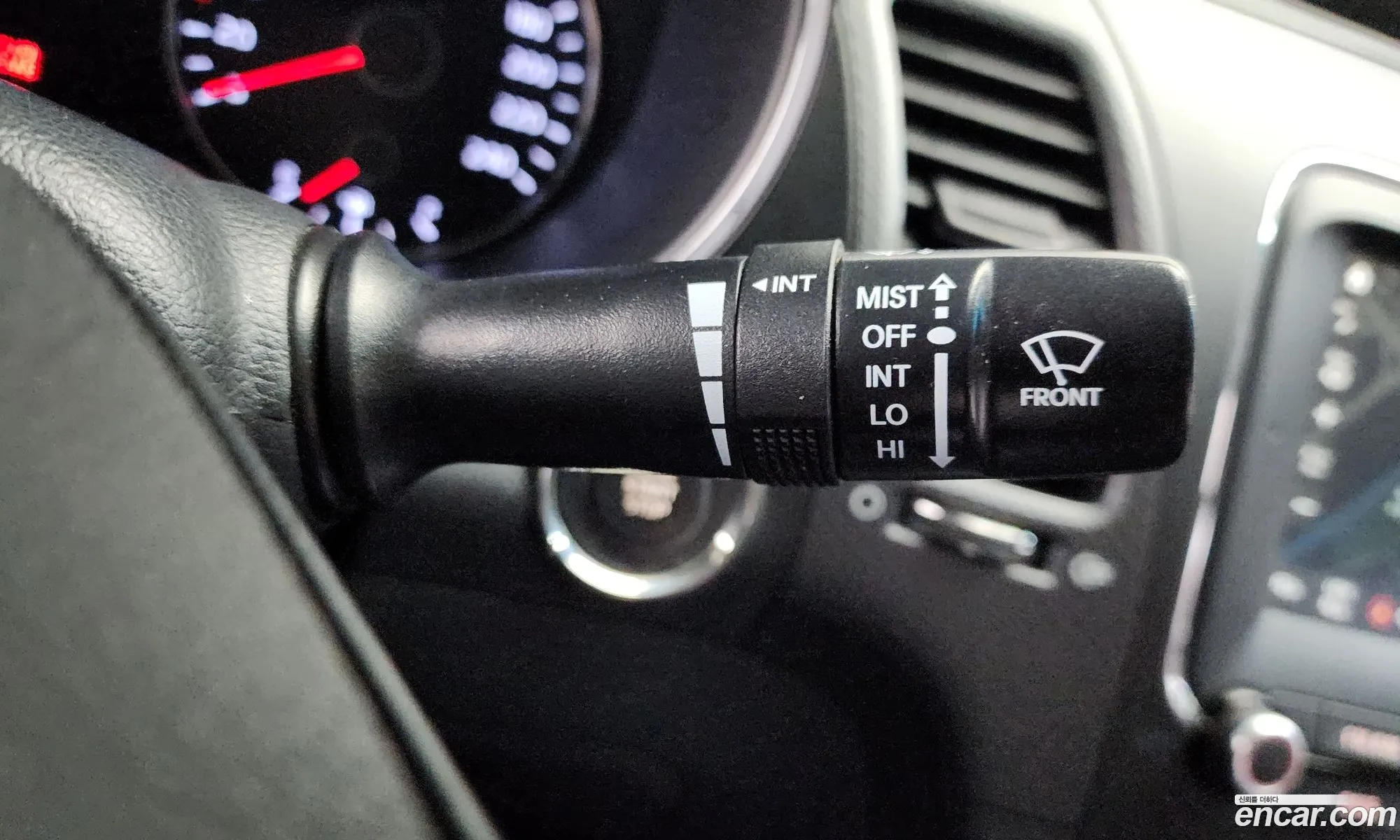 Kia K3 2016 — 24
