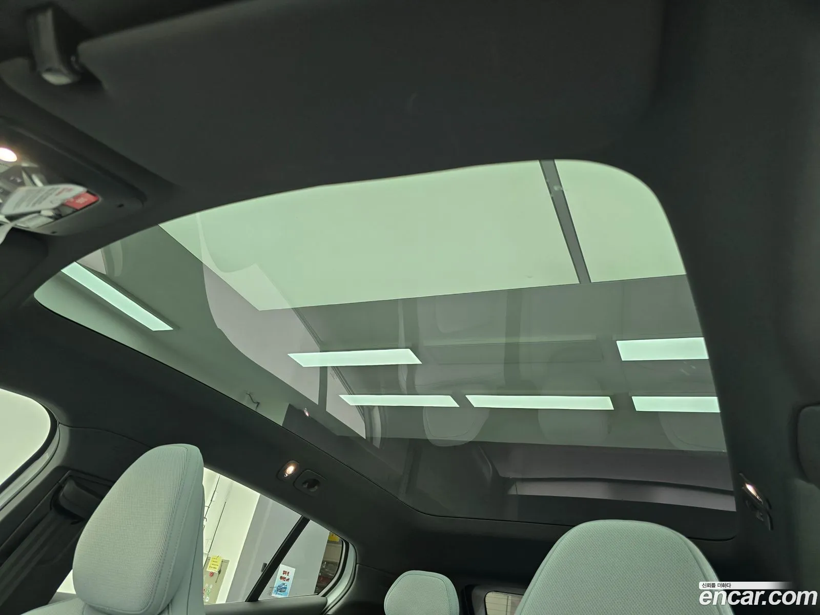 Volvo EX30 2025 — 10