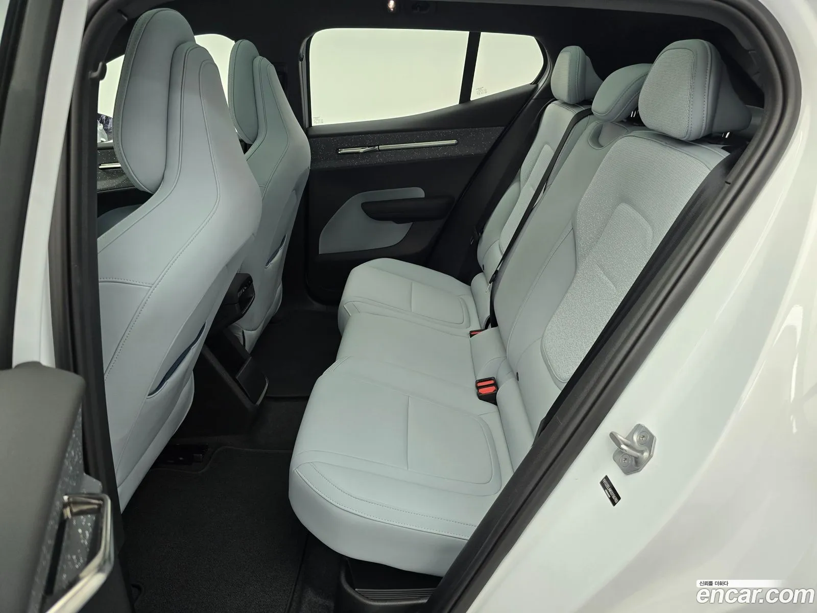 Volvo EX30 2025 — 20