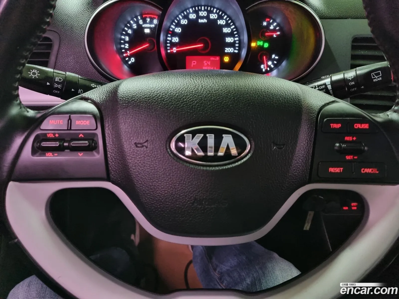 Kia Morning 2015 — 17
