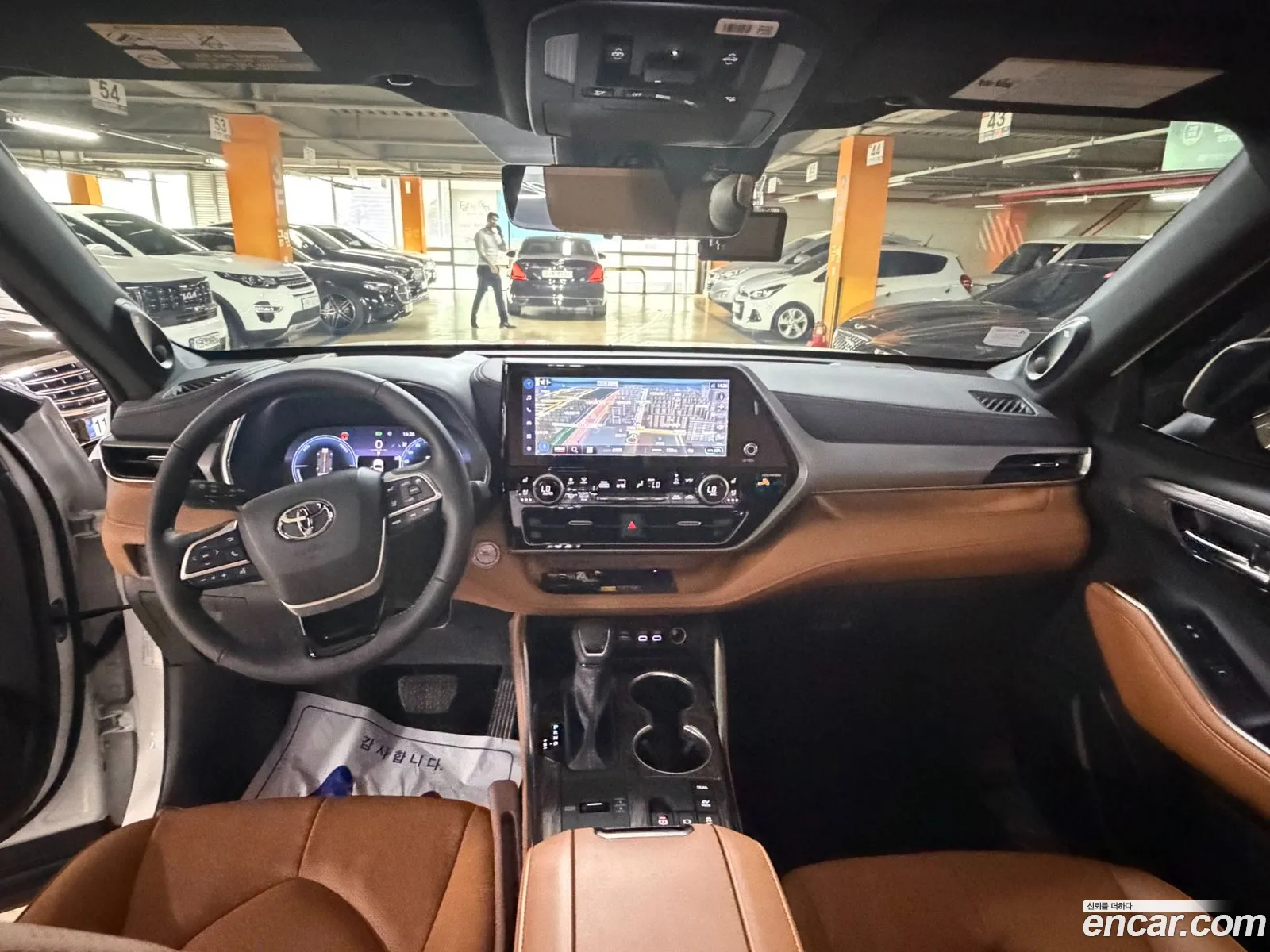 Toyota Highlander 2025 — 4