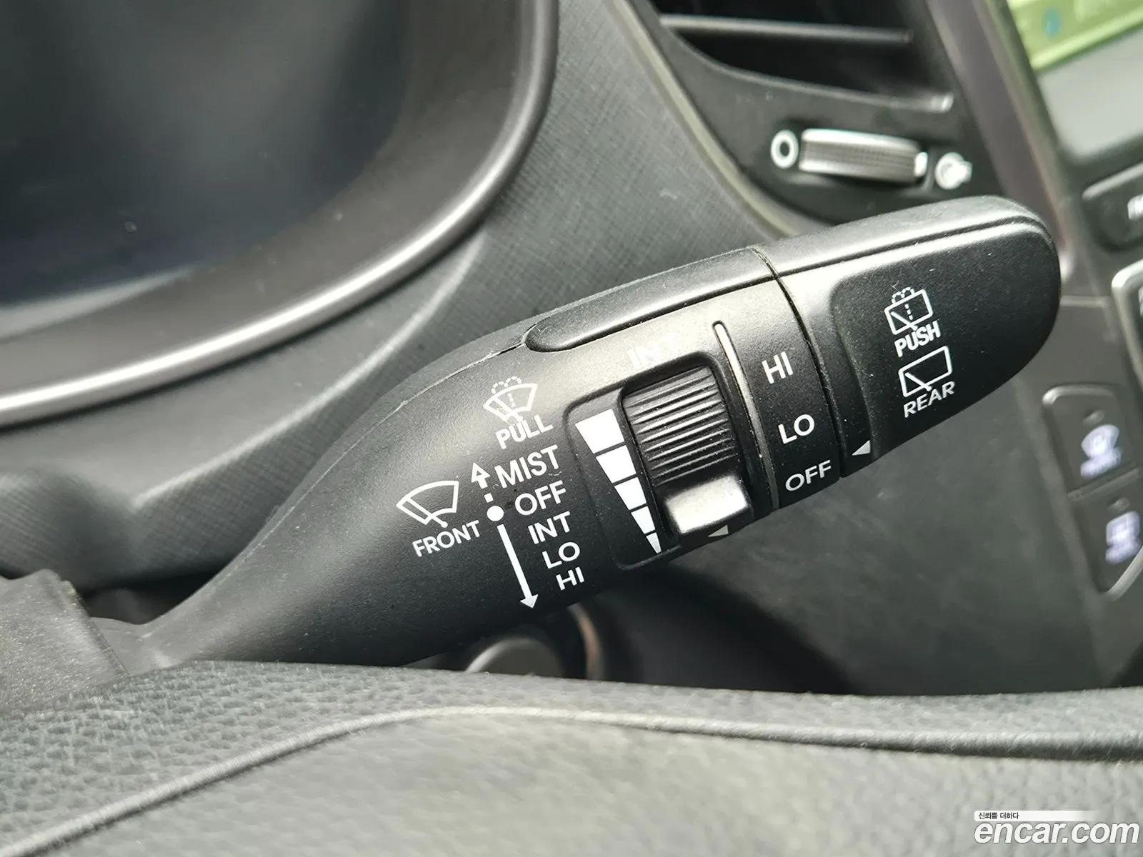 Hyundai Santa Fe DM 2015 — 12